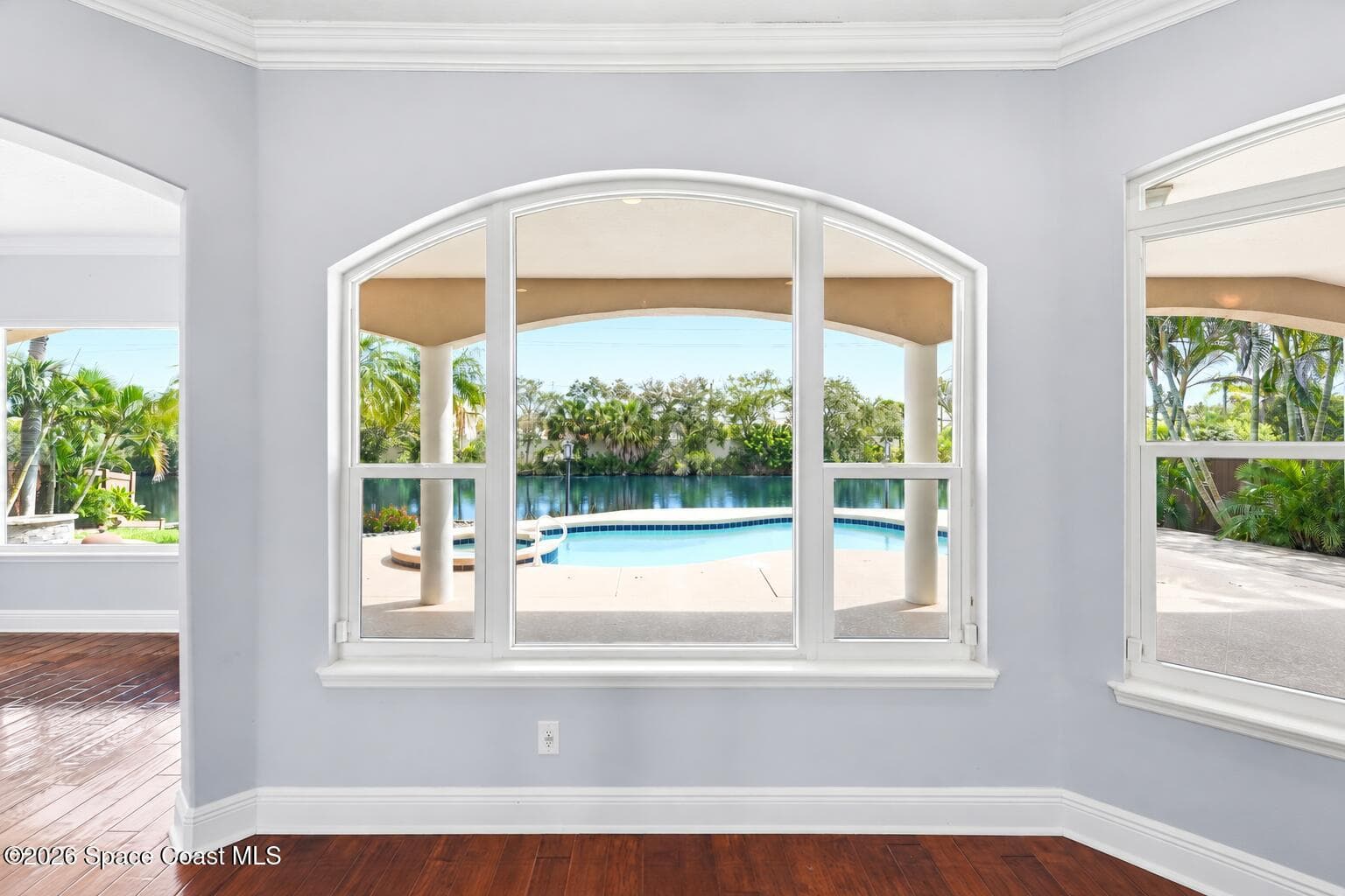 241 Waterside Drive photo 8