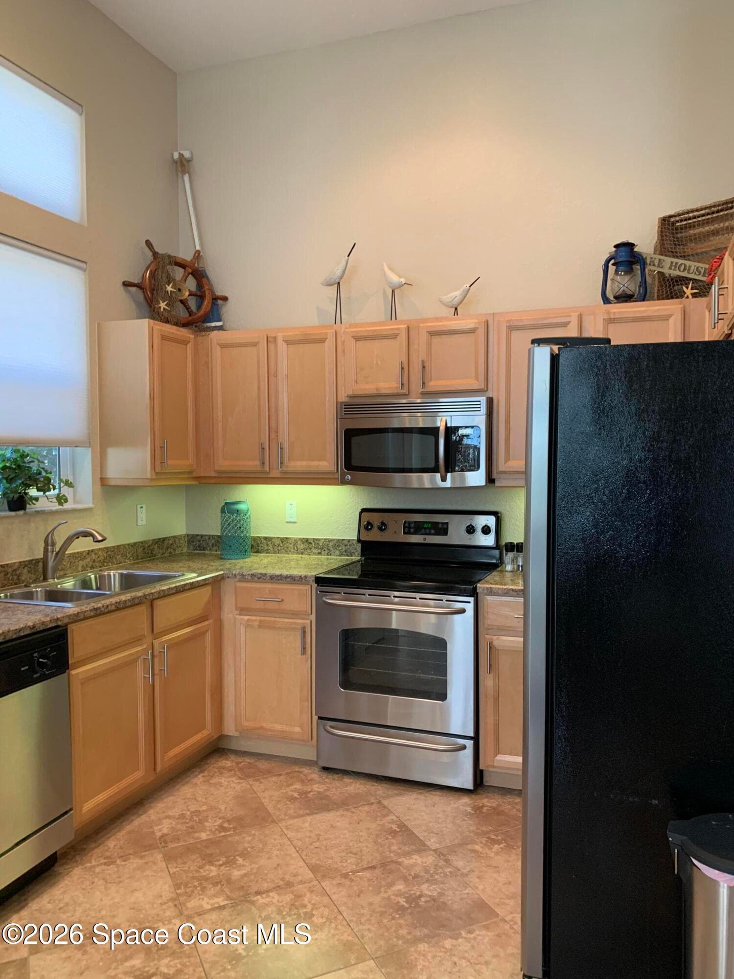 1778 Meander Lane 303 photo 2