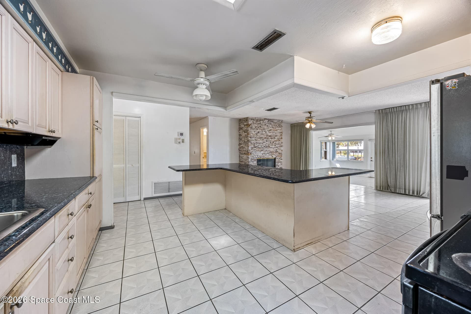 905 Richland Avenue photo 15