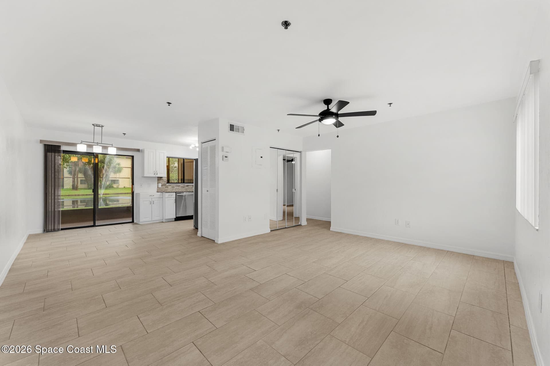 7808 Shadowood Drive 802 photo 10