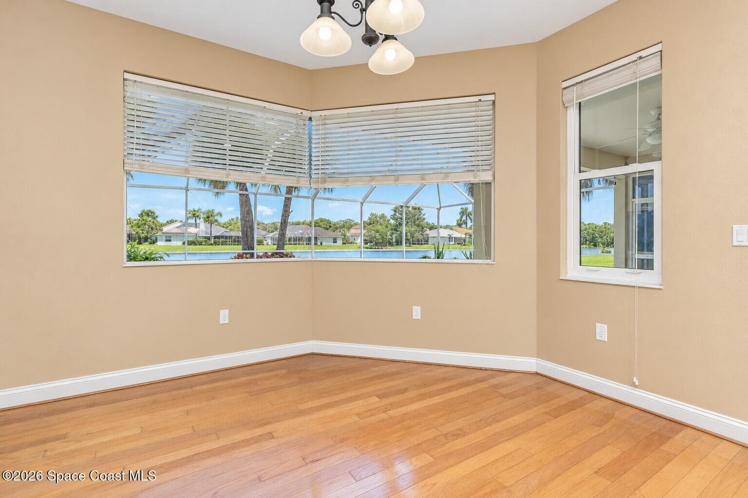 4033 Sand Ridge Drive photo 14