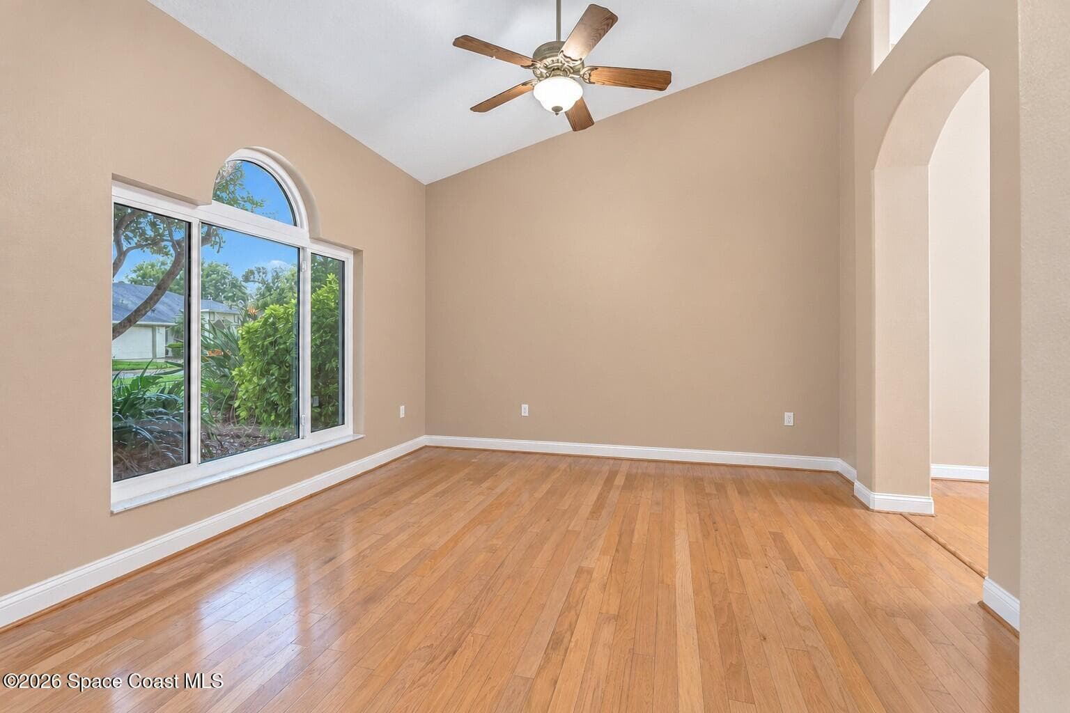 4033 Sand Ridge Drive photo 6