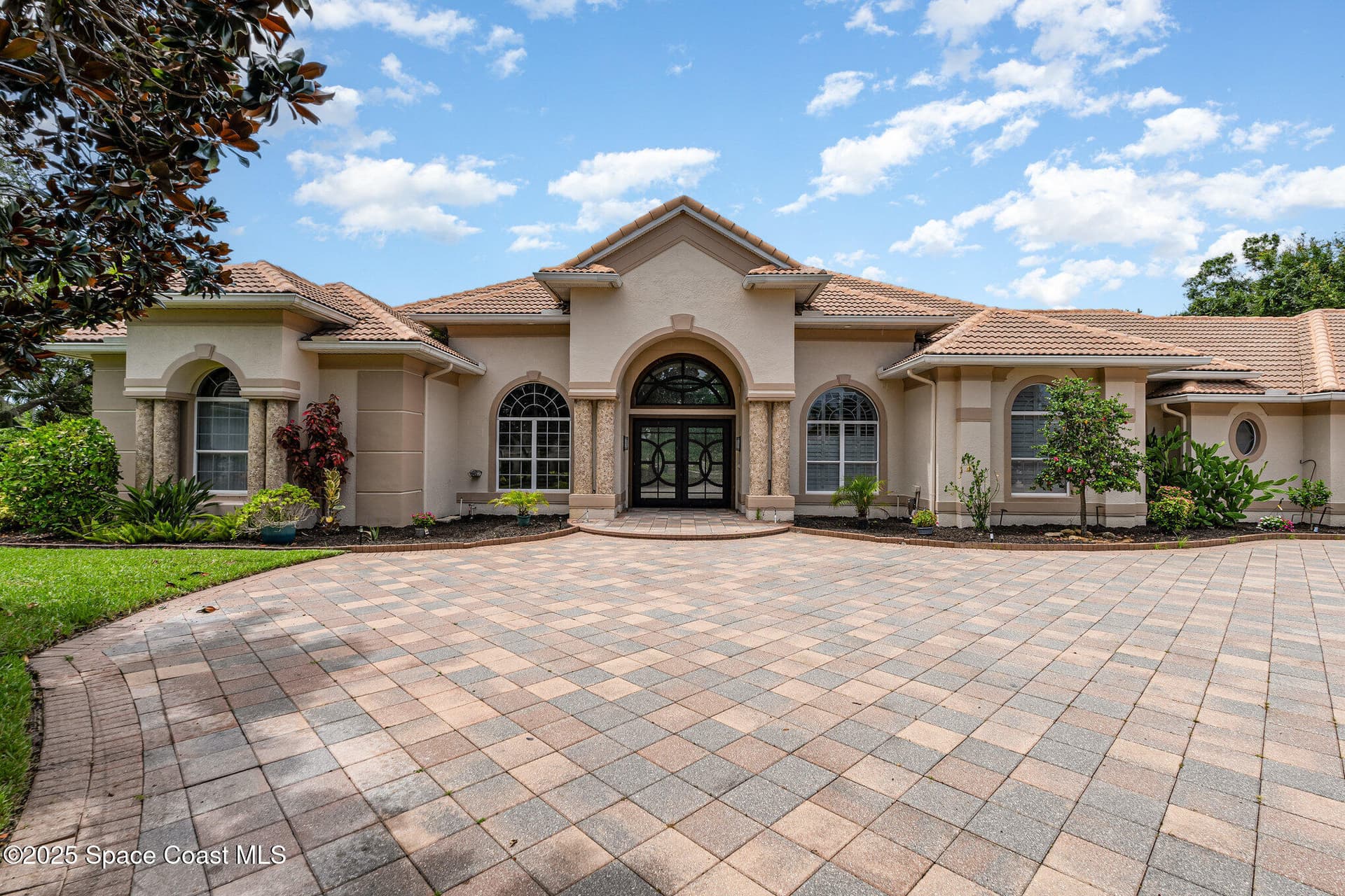 1465 Arundel Way photo 8