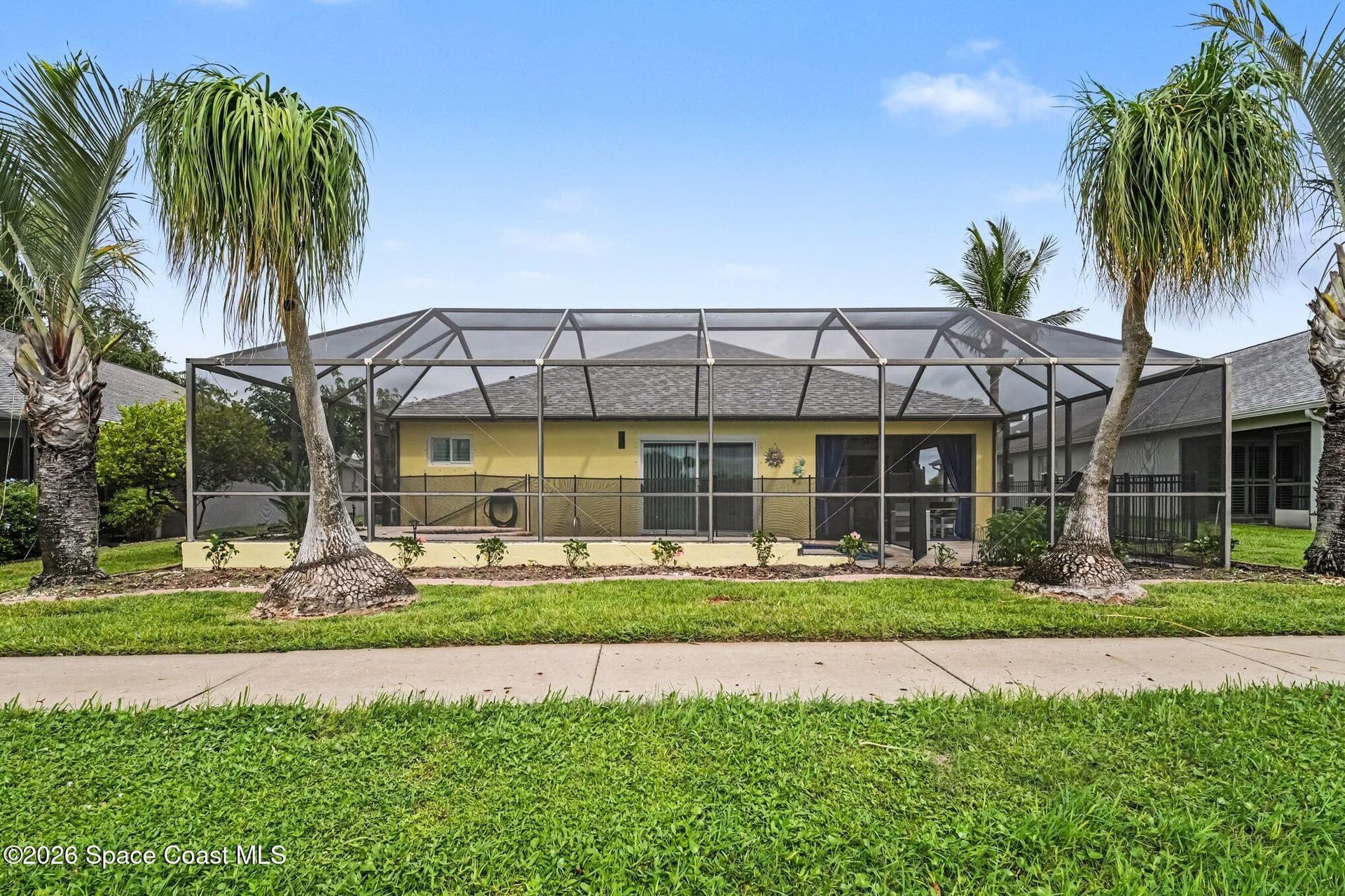 795 Limerick Drive photo 2