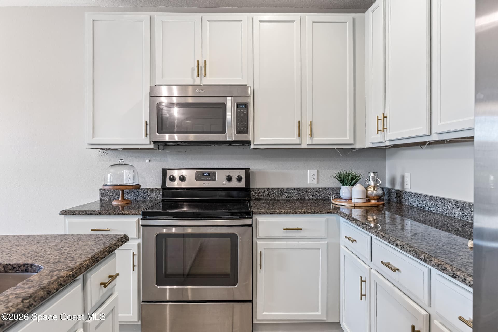 1410 Lara Circle 104 photo 11