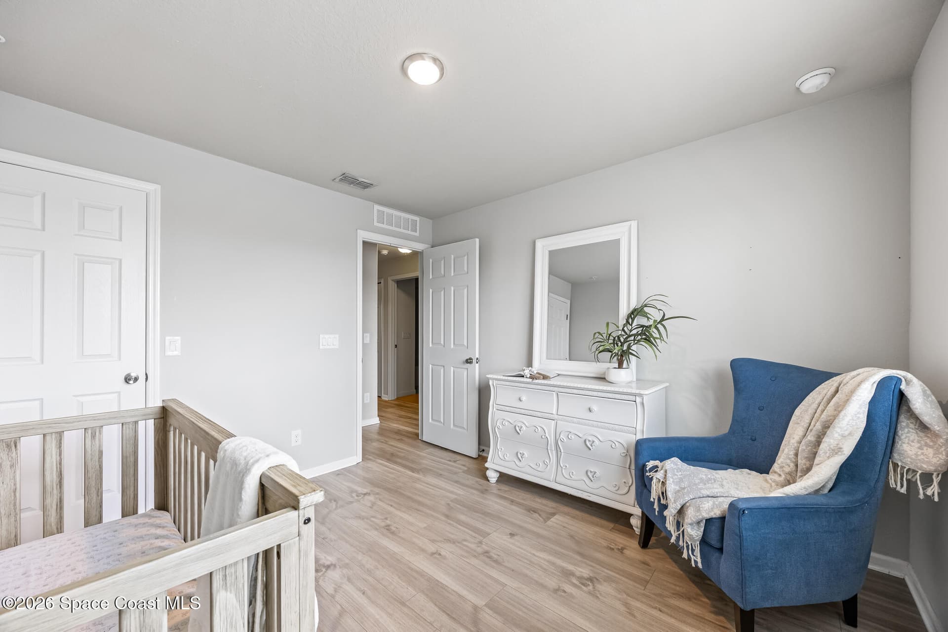1410 Lara Circle 104 photo 17