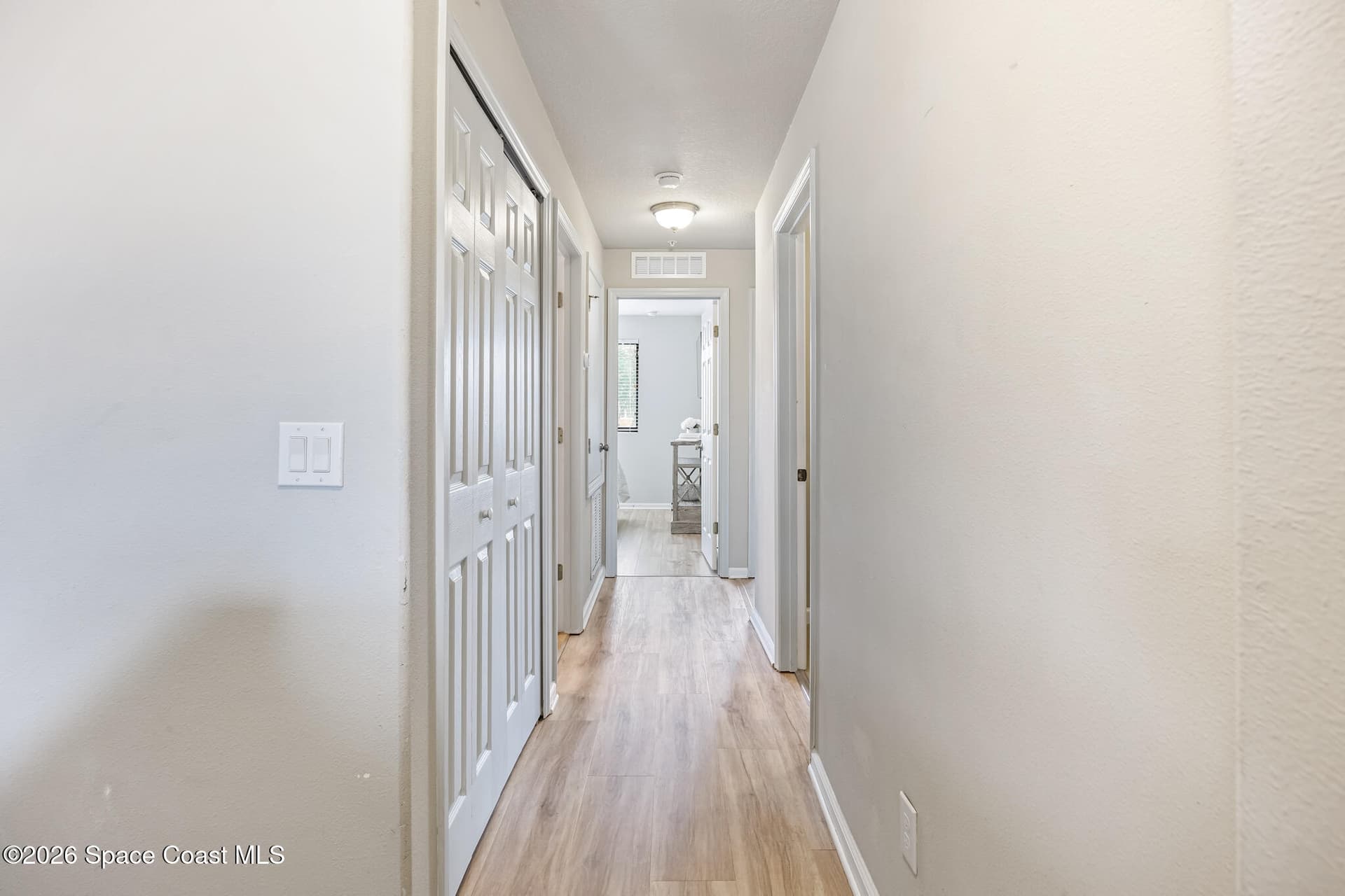 1410 Lara Circle 104 photo 24