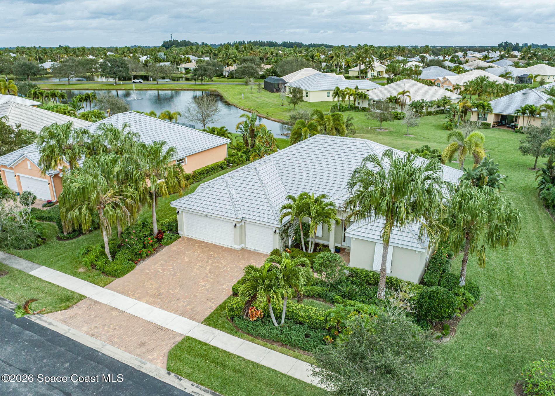 6400 Montserrat Drive photo 1