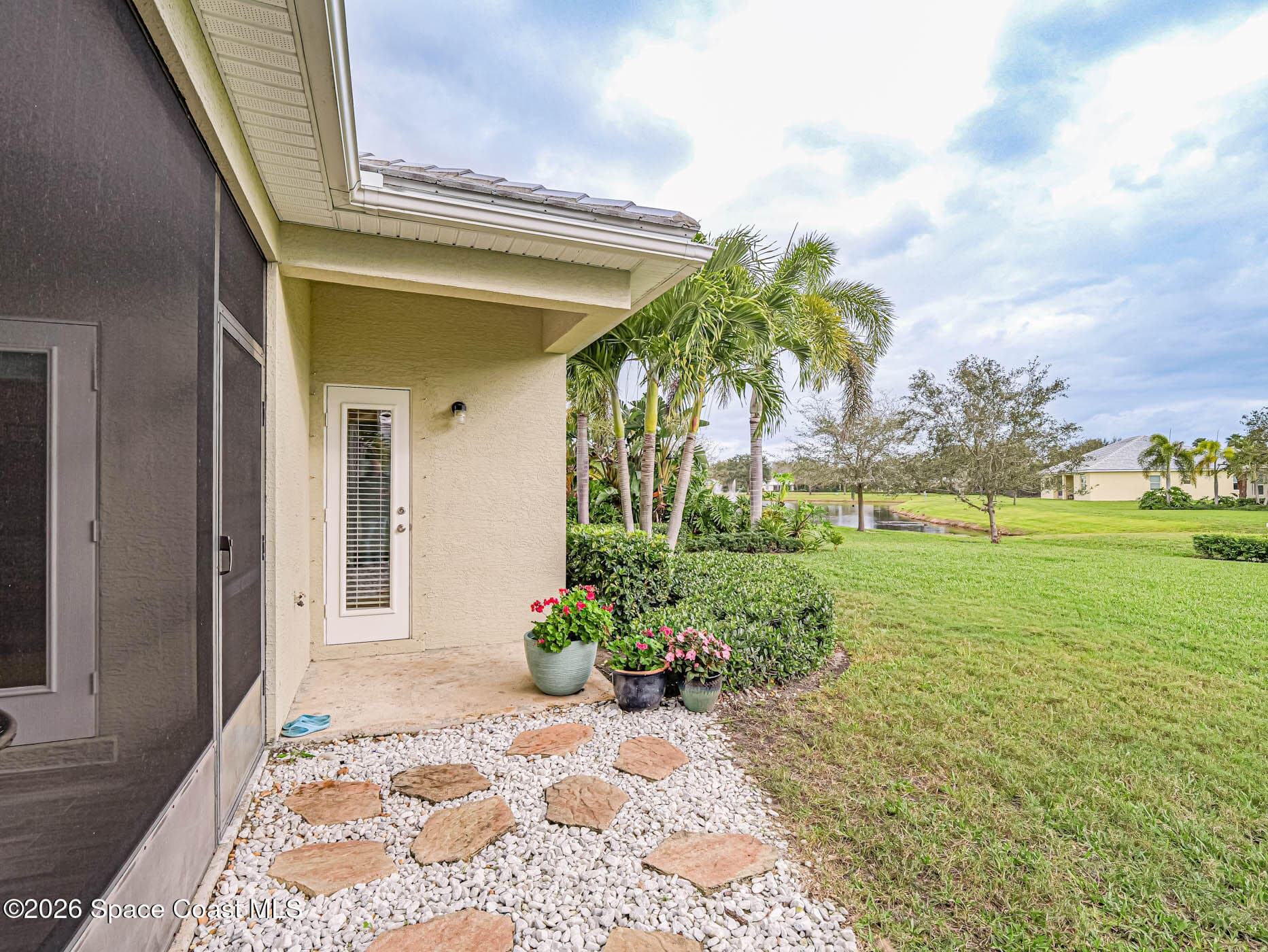 6400 Montserrat Drive photo 7