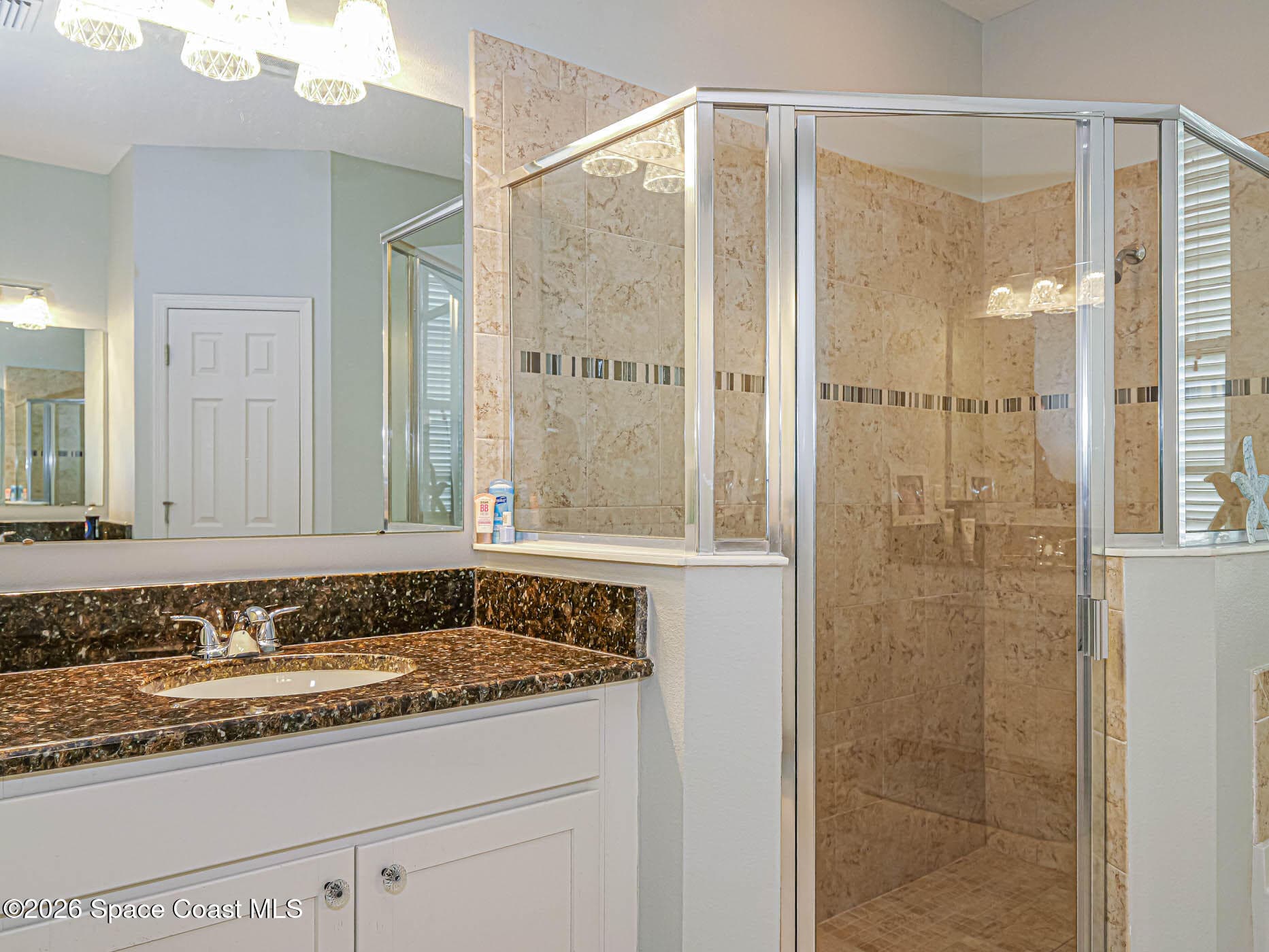 6400 Montserrat Drive photo 21