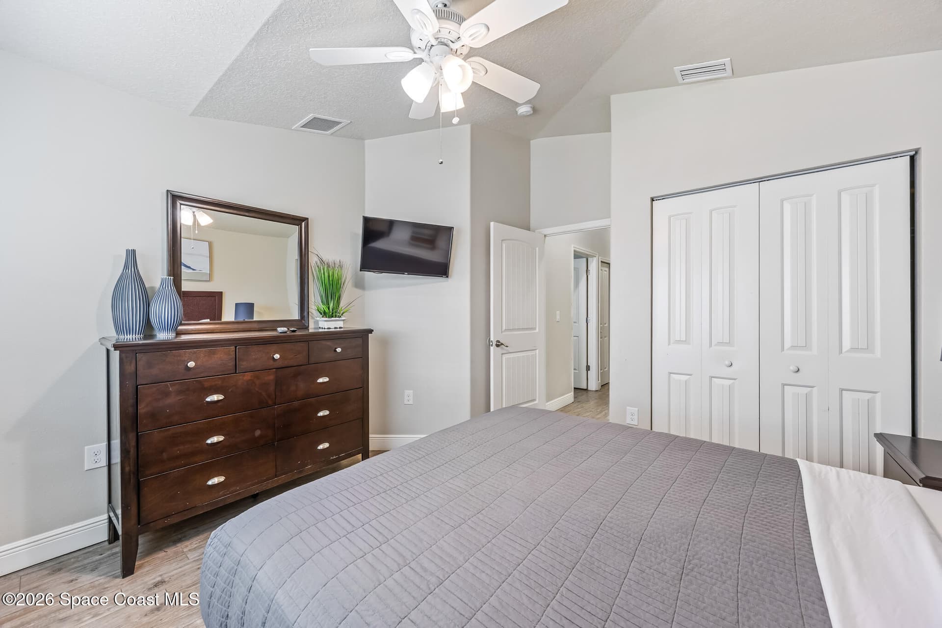 232 Ivory Coral Lane 101 photo 19