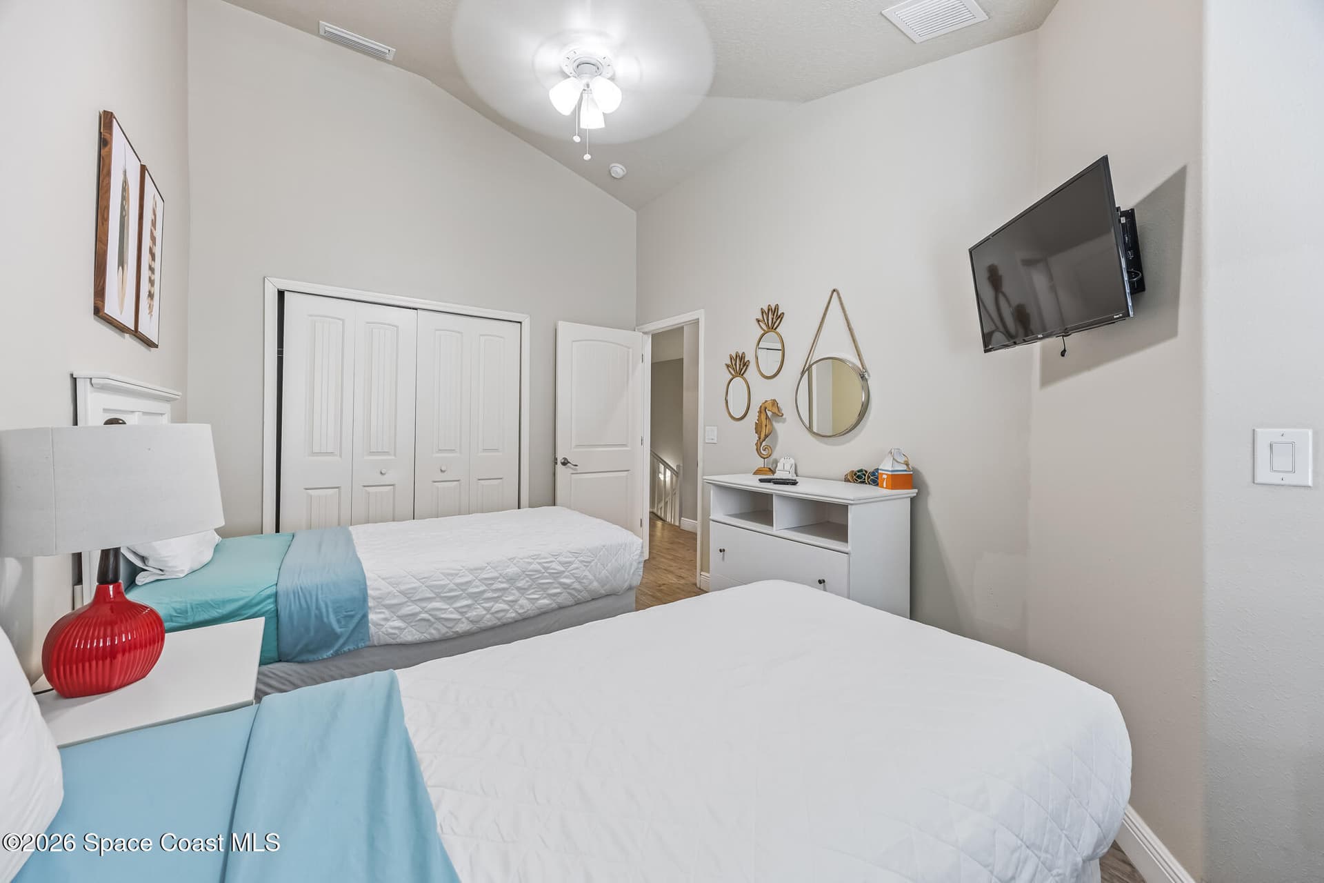 232 Ivory Coral Lane 101 photo 22