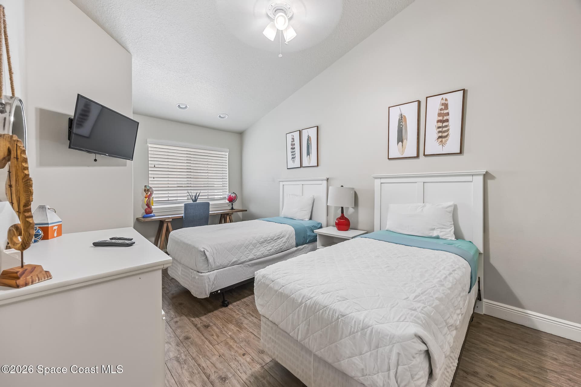 232 Ivory Coral Lane 101 photo 24
