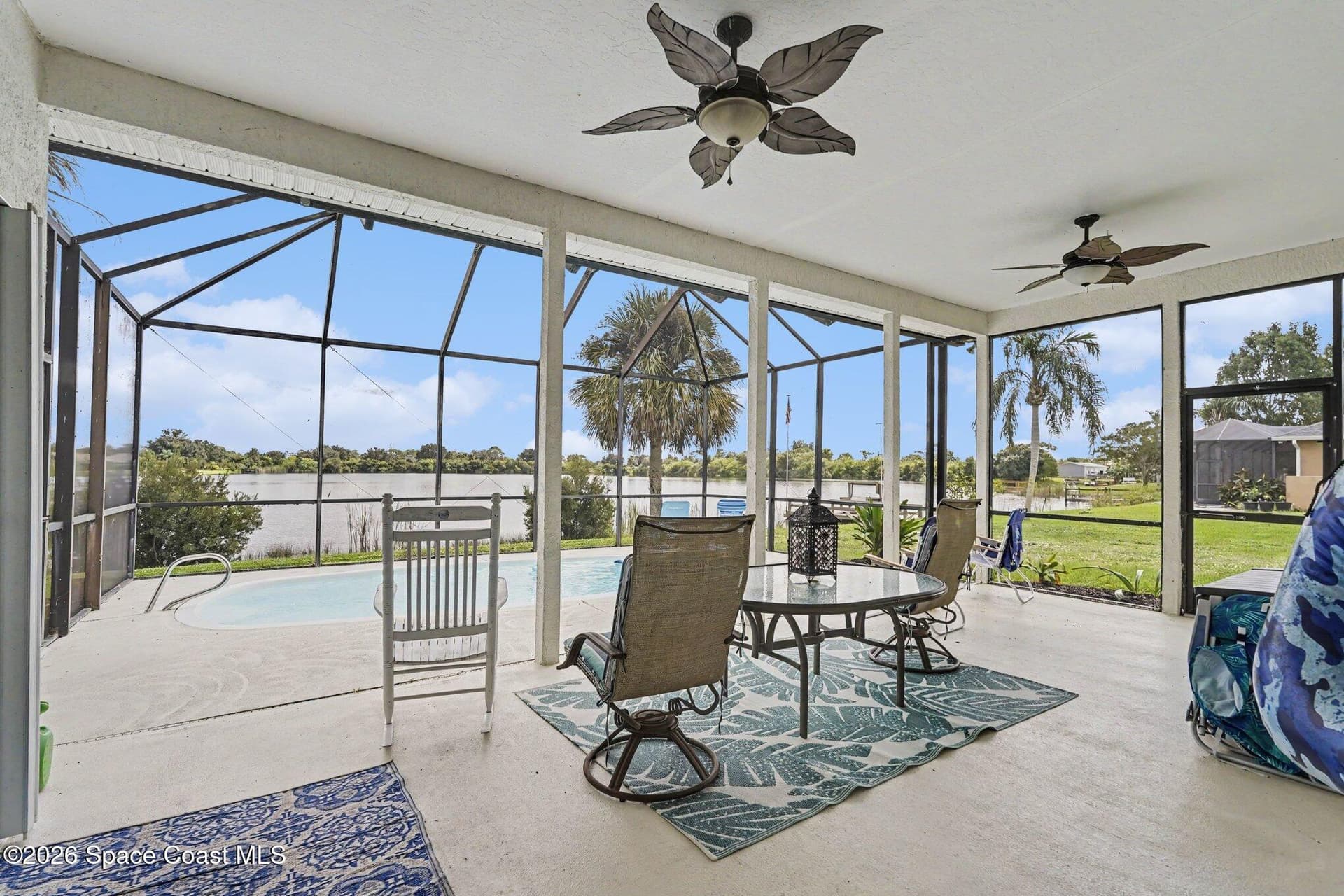 345 Lake View Lane photo 3