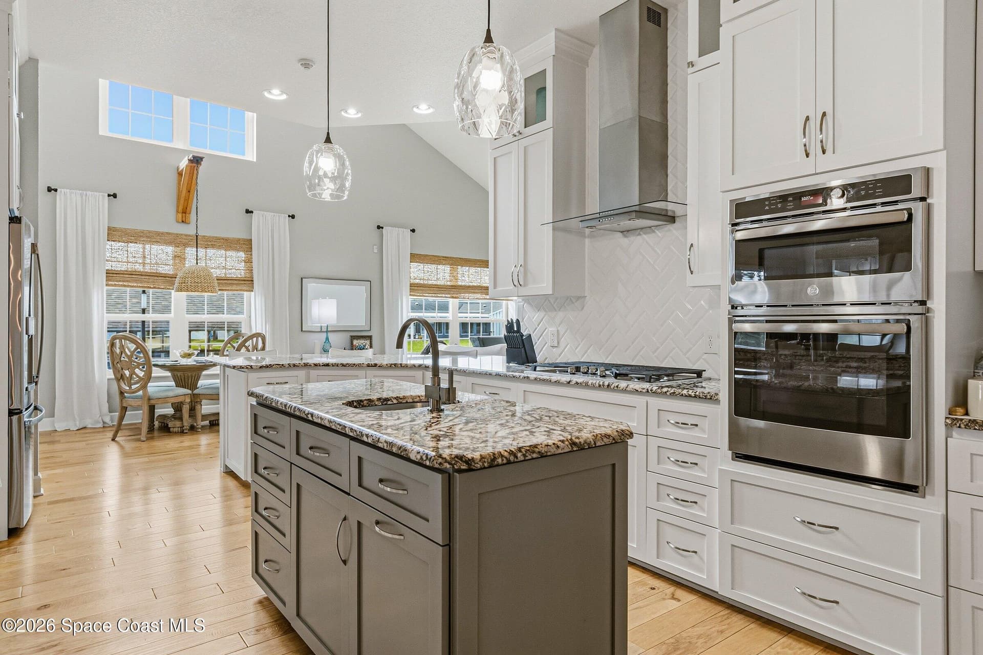 345 Florida Boulevard photo 14