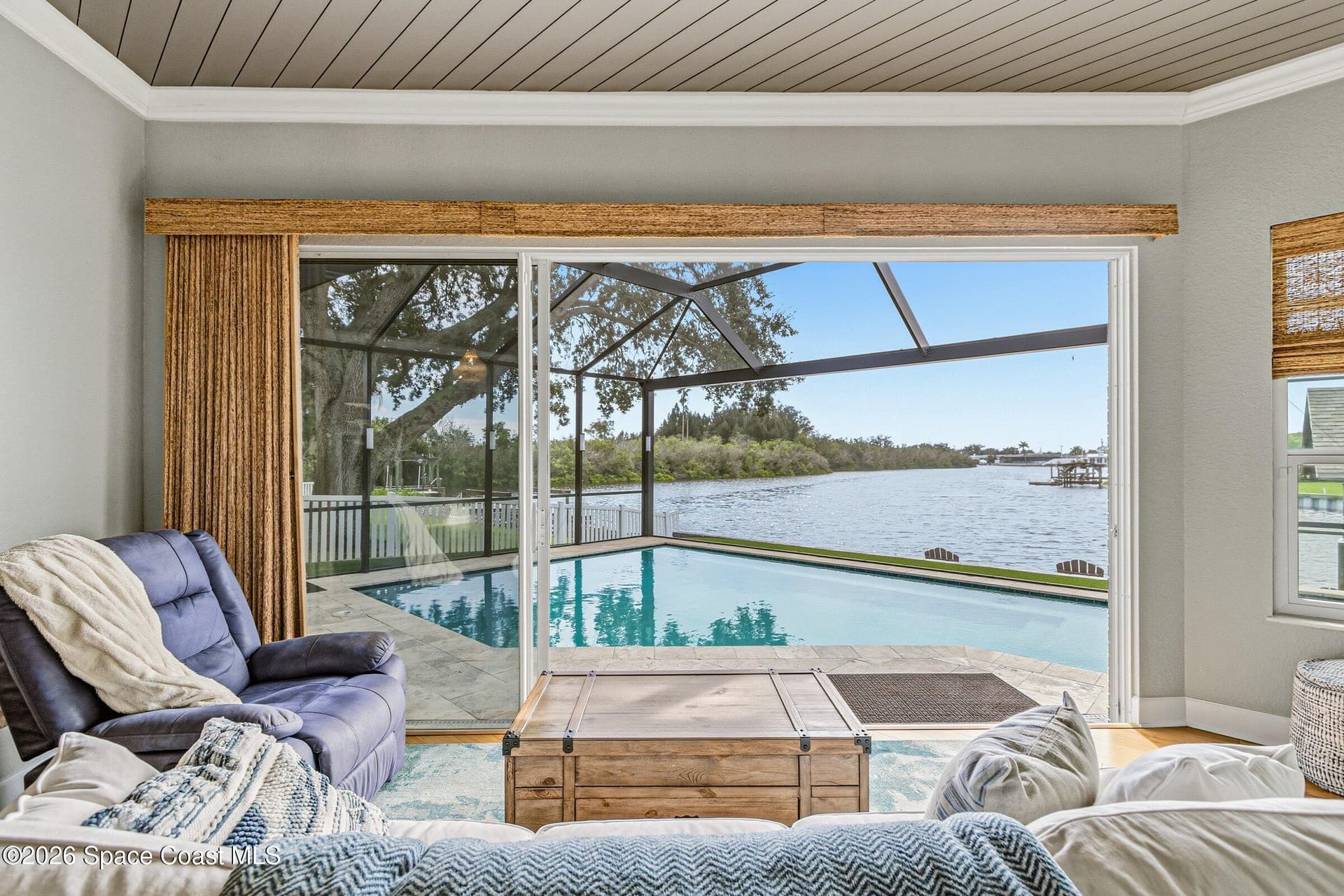 345 Florida Boulevard photo 12