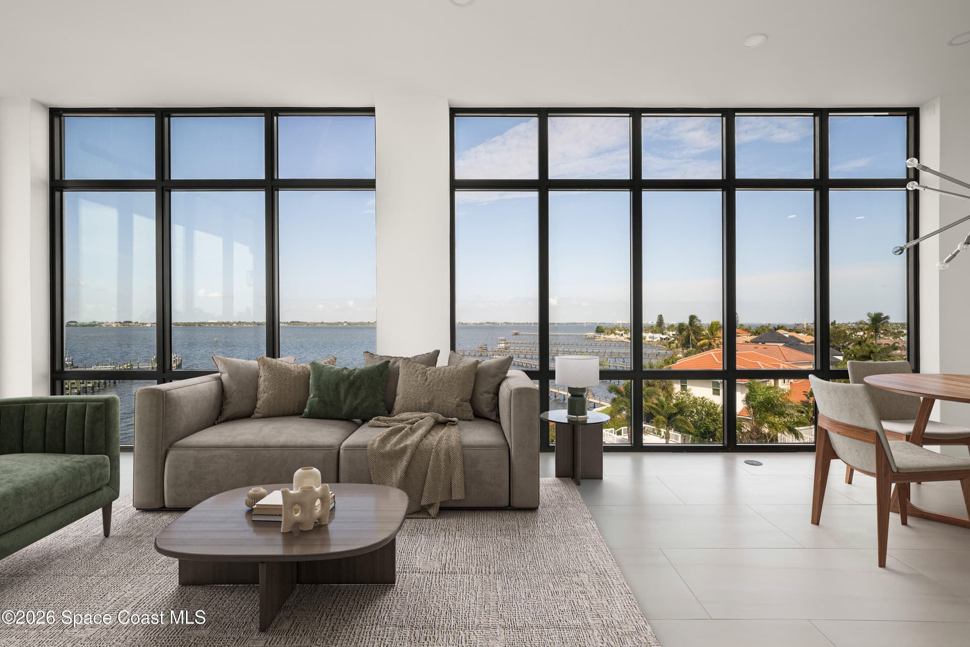 225 Strand Drive 408 photo 3
