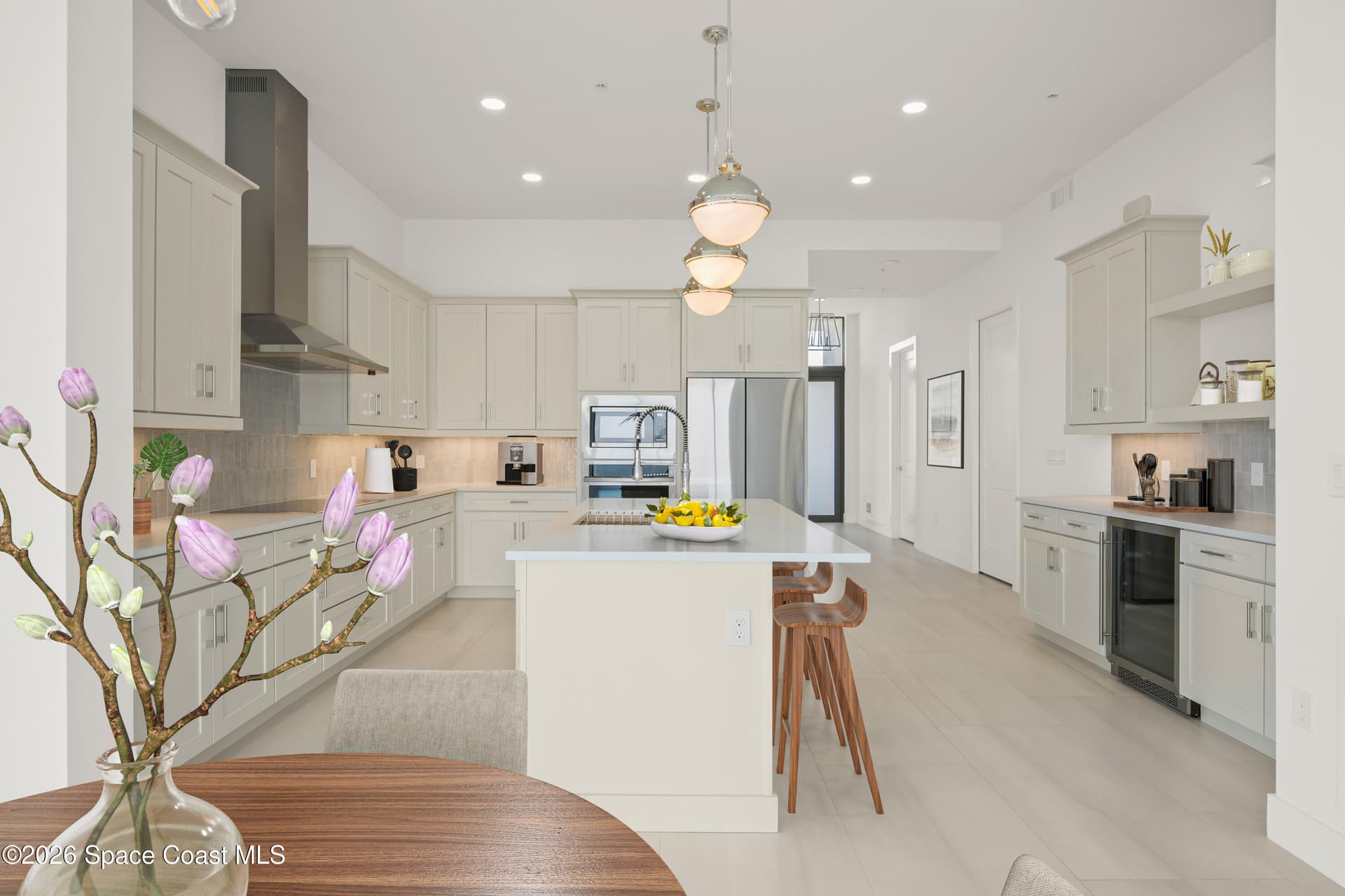 225 Strand Drive 408 photo 10