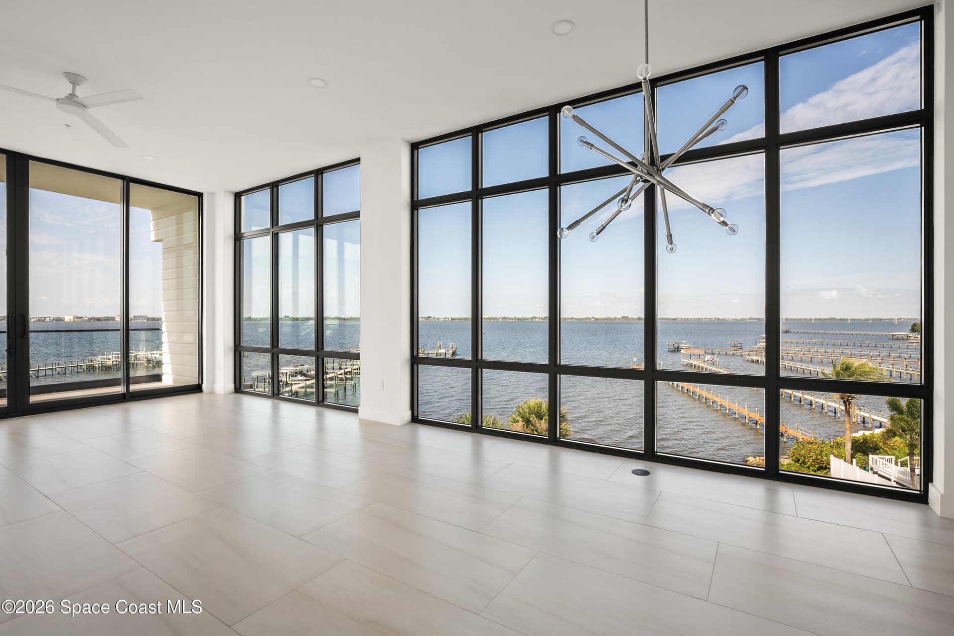 225 Strand Drive 408 photo 6