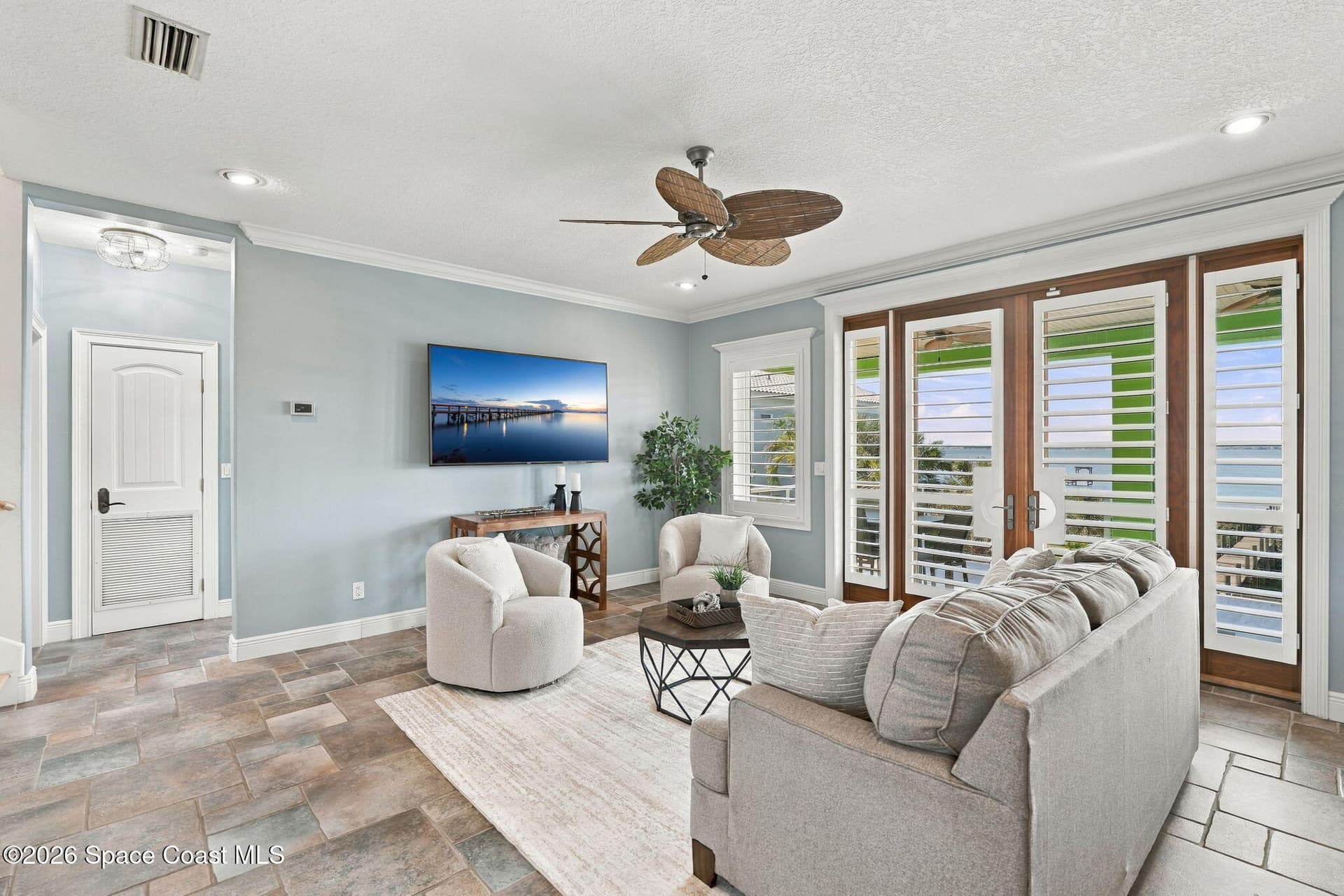 168 Bayshore Drive photo 24
