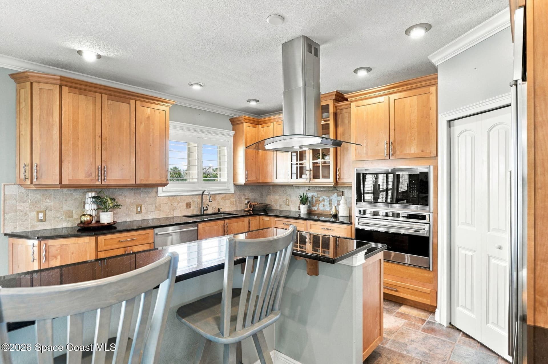 168 Bayshore Drive photo 14