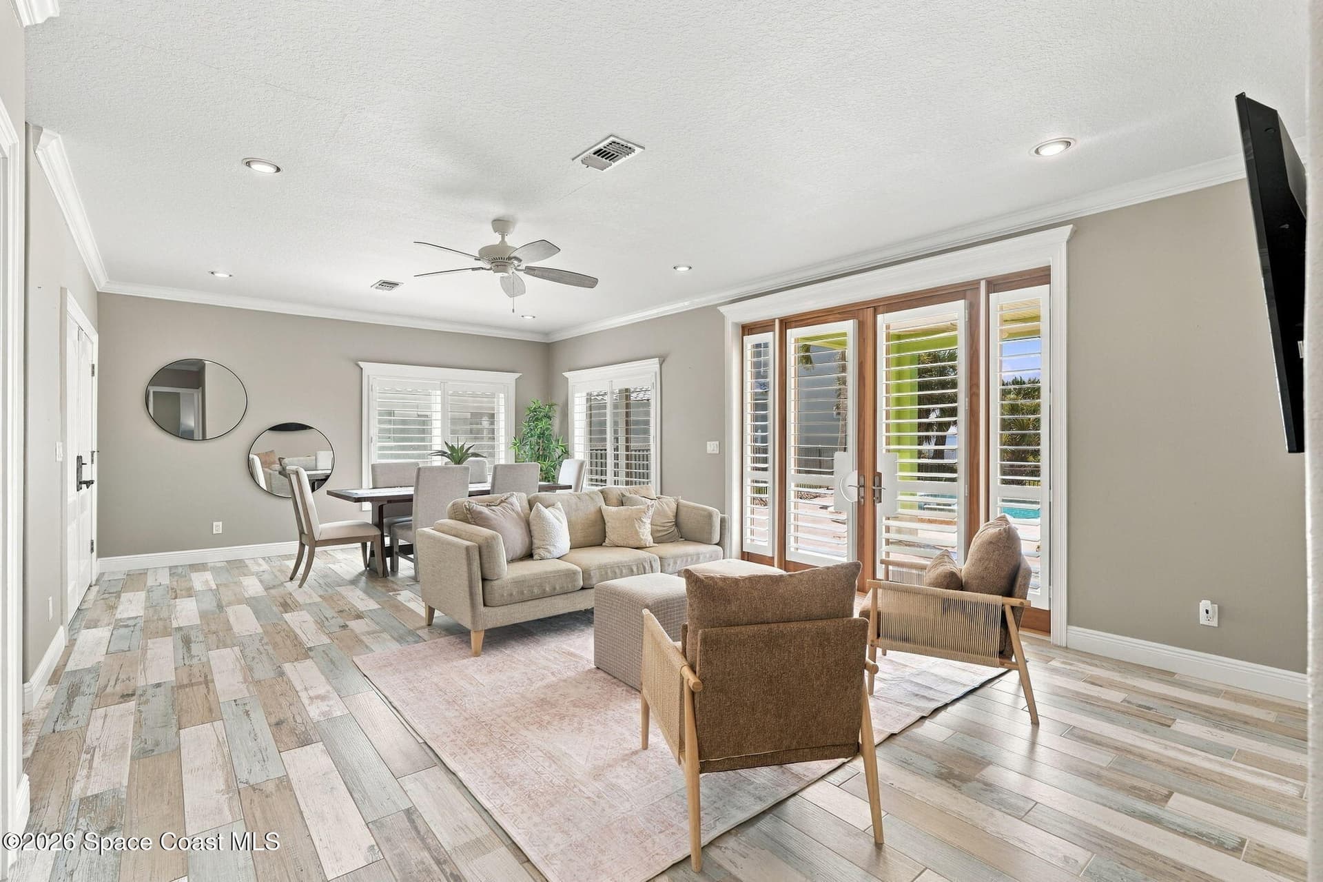 168 Bayshore Drive photo 6