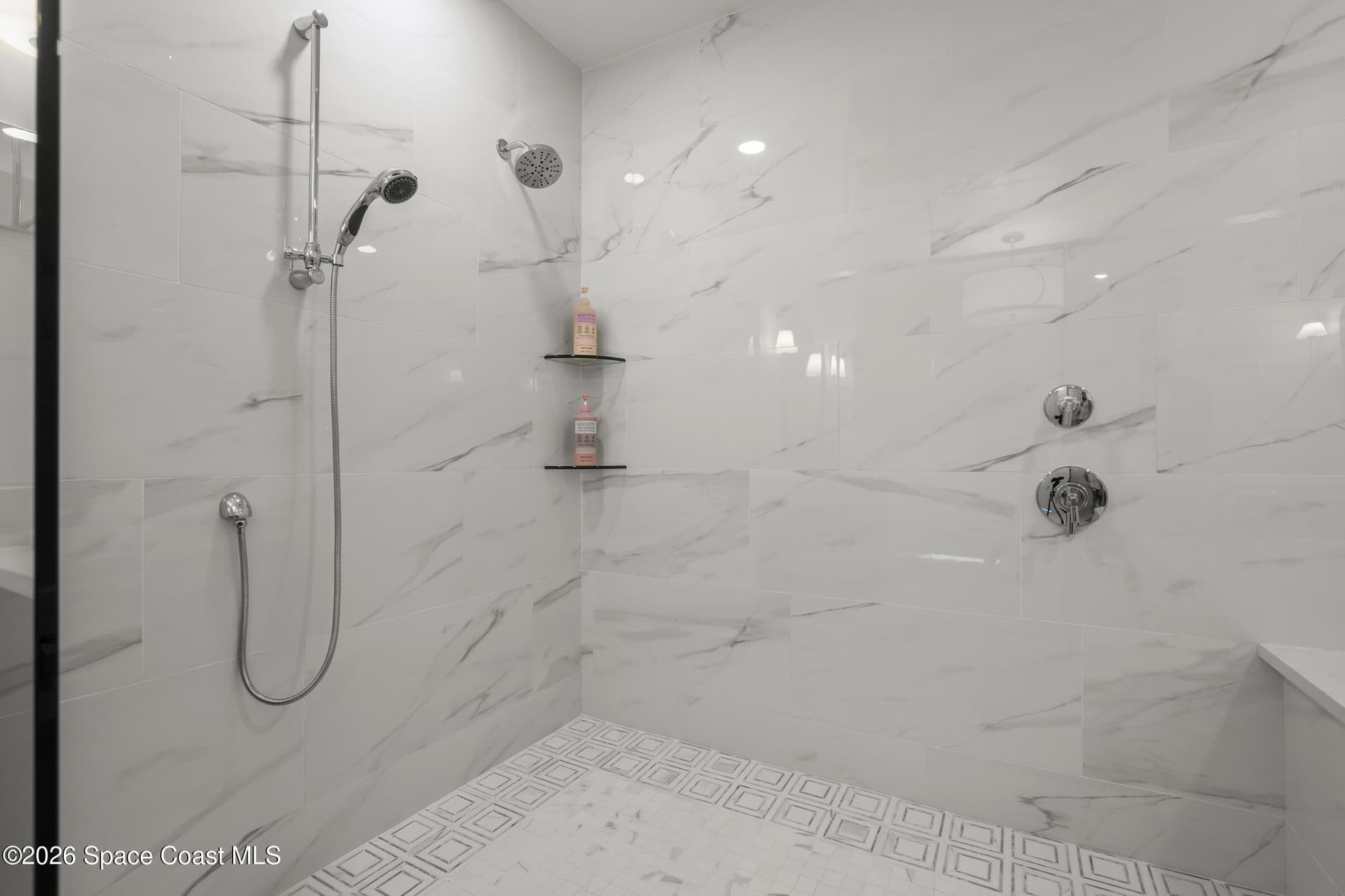 205 Strand Drive 305 photo 22