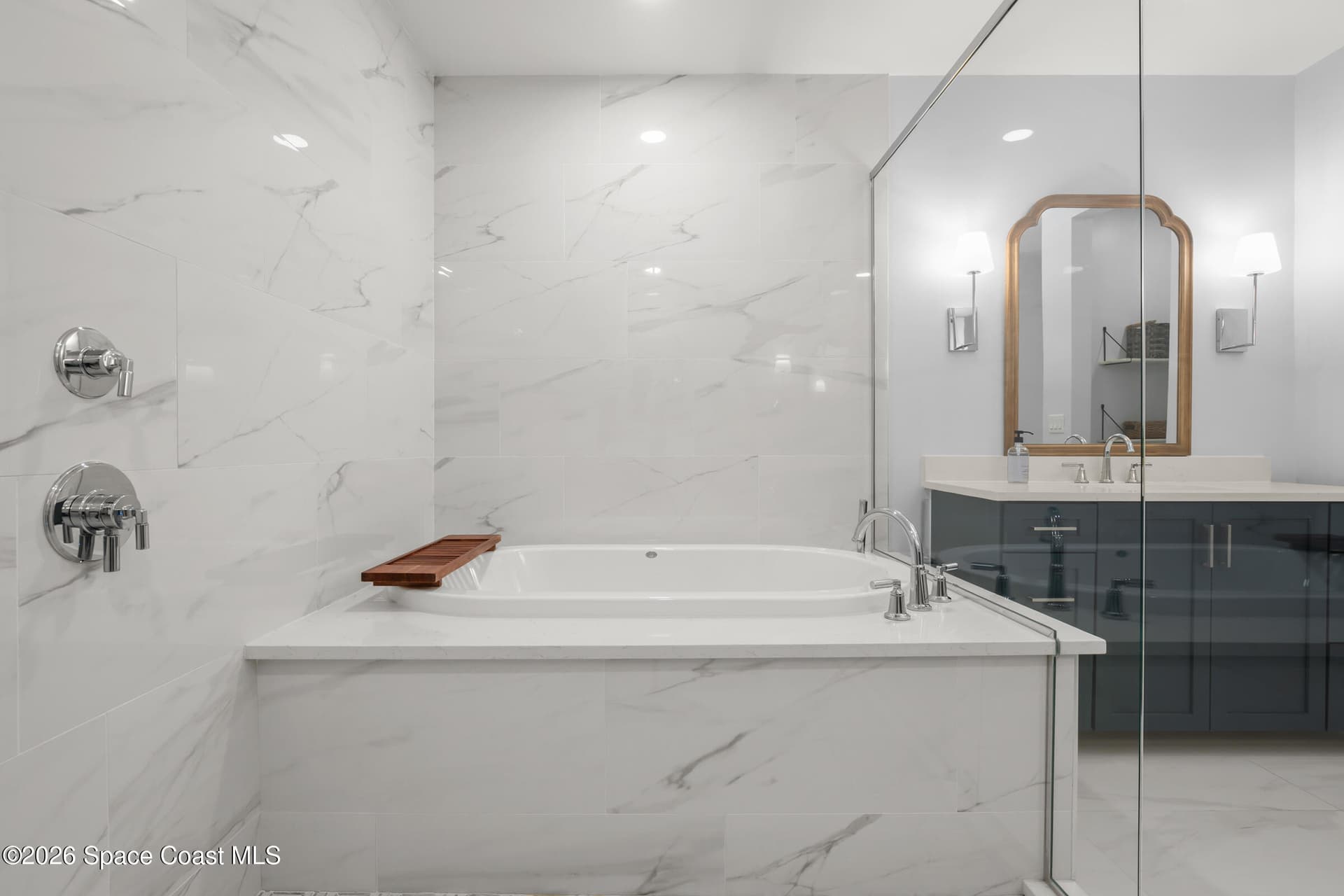 205 Strand Drive 305 photo 21