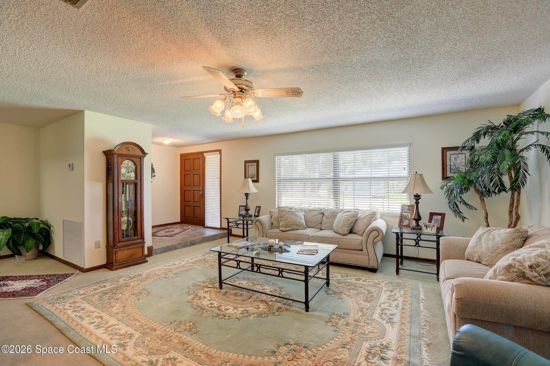 2297 Granville Street NE photo 10