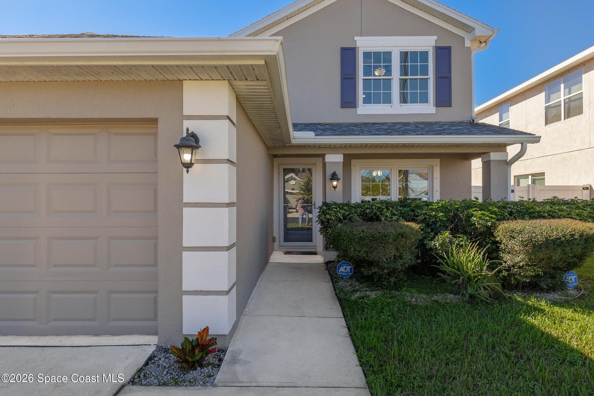 1487 Alaqua Way photo 2