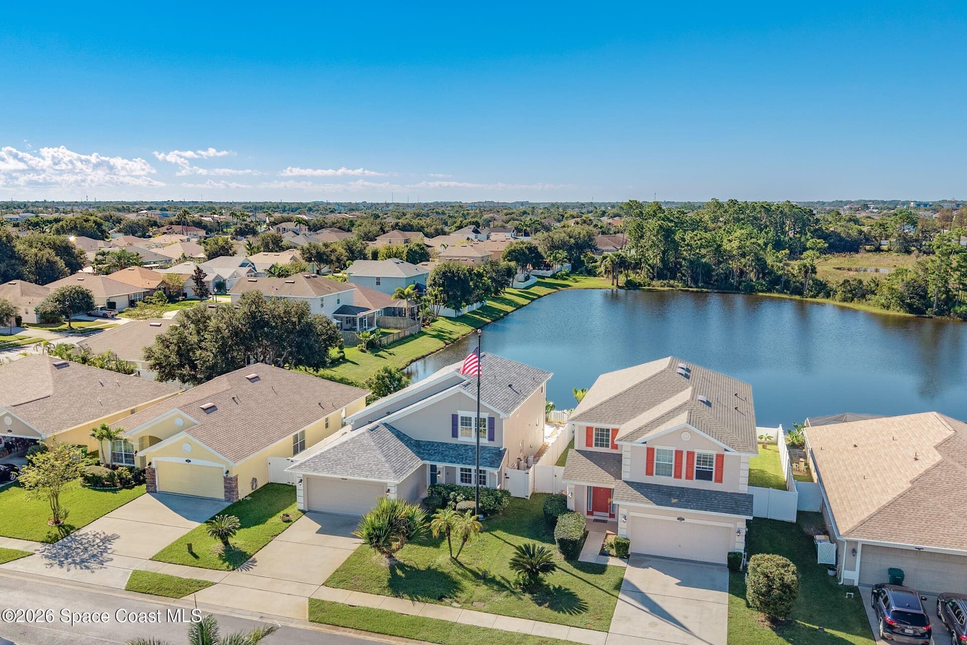 1487 Alaqua Way photo 3