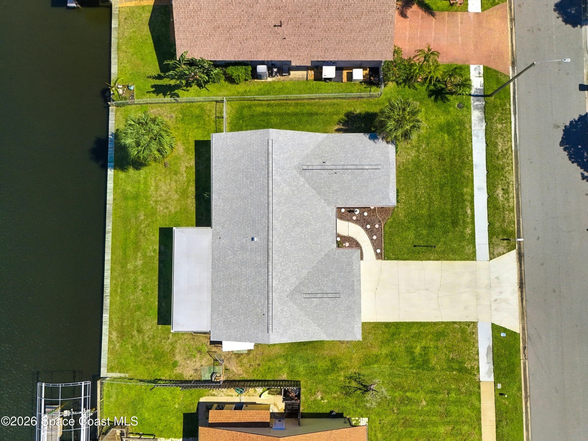 1520 Bella Casa Court photo 4