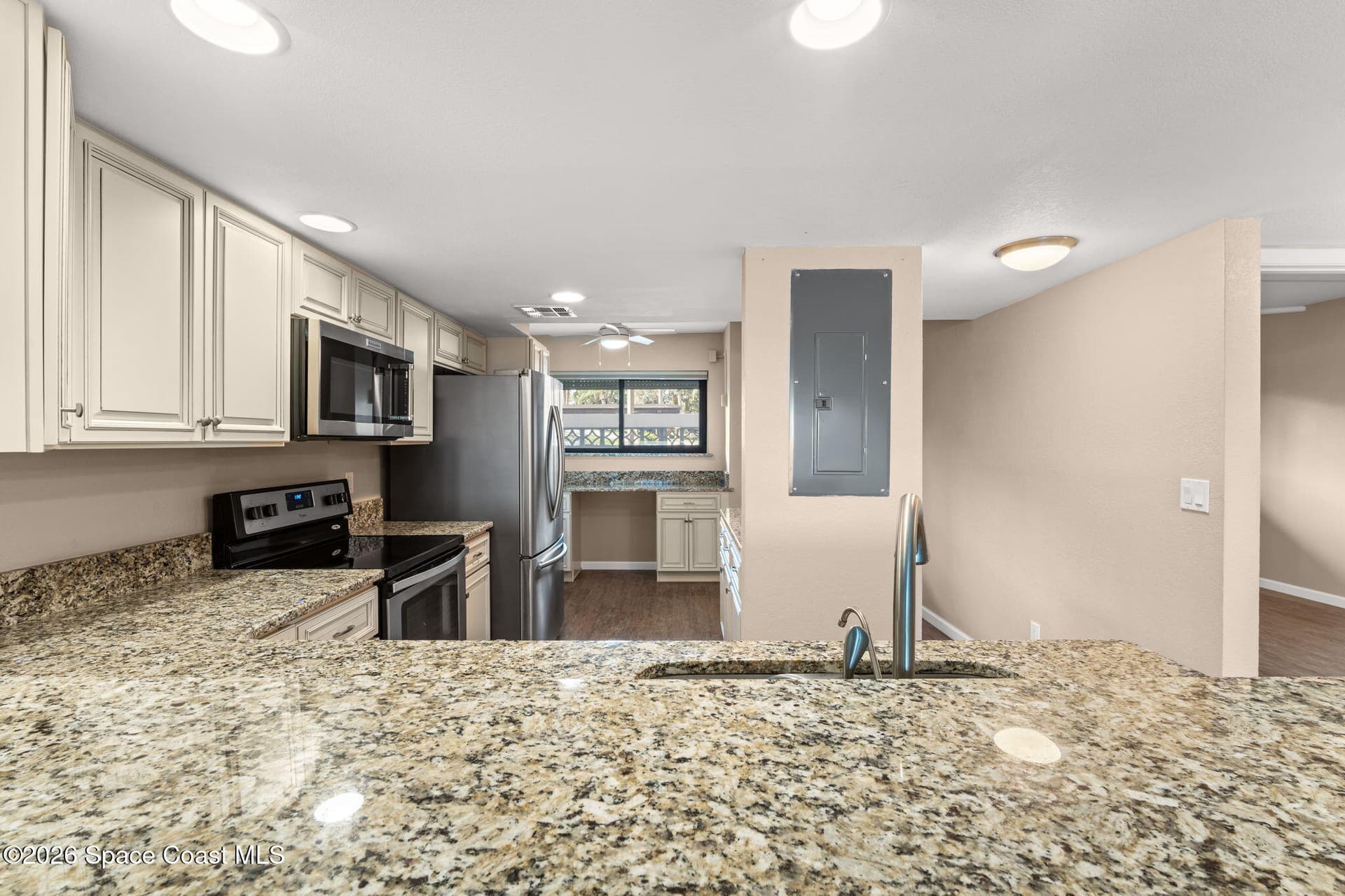 3901 Dixie Highway NE 102 photo 10
