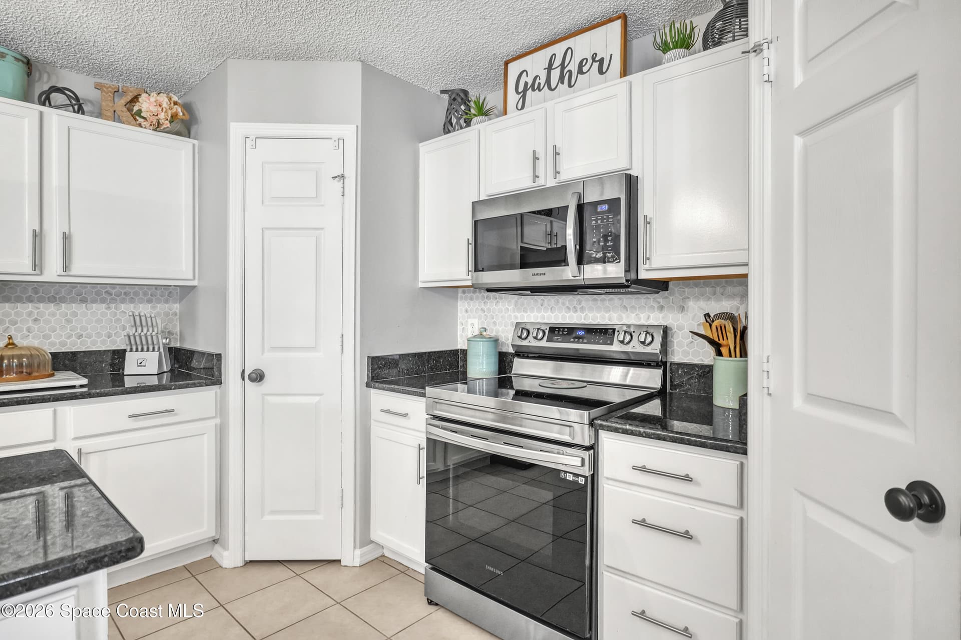 4901 Spinet Drive photo 12