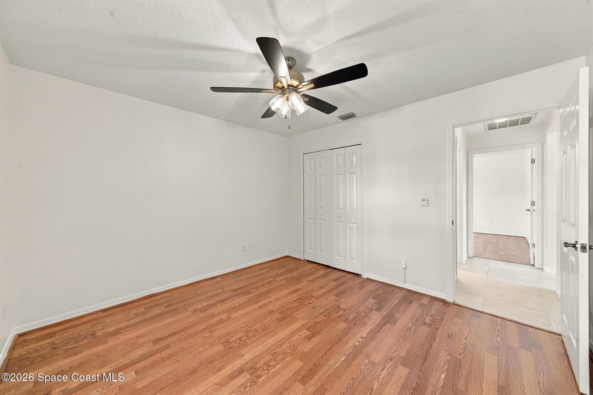423 Vizcaya Court photo 20