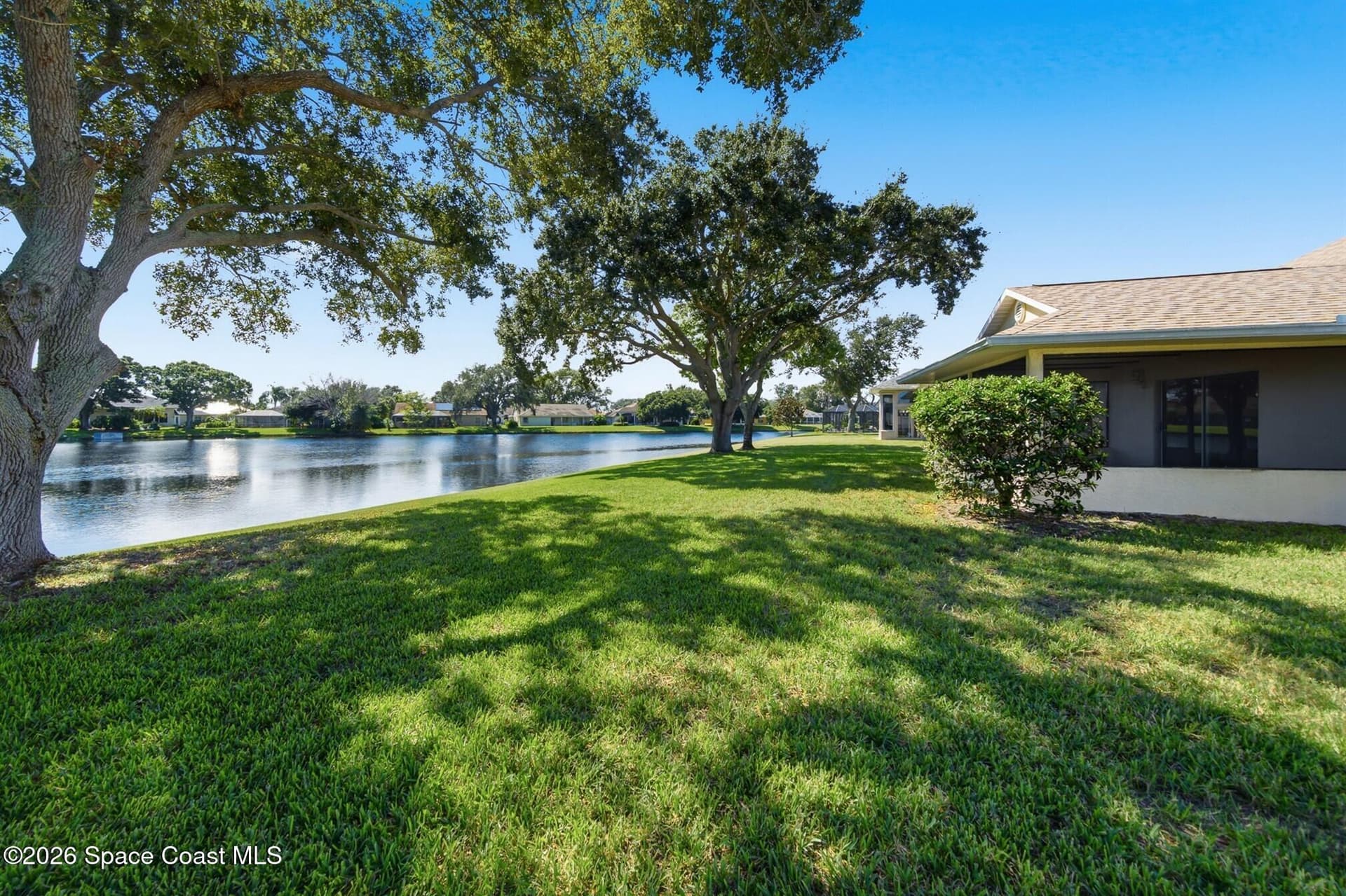 423 Vizcaya Court photo 25