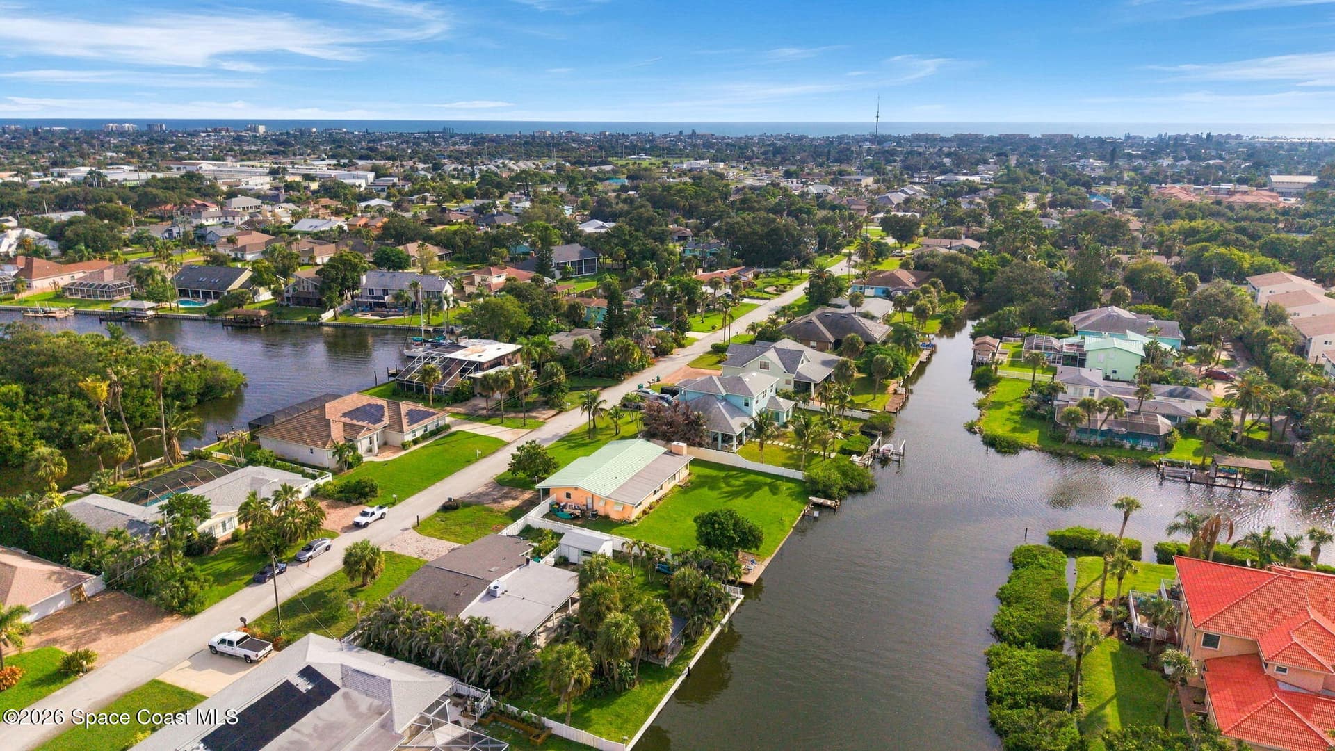 6 Venetian Way B photo 10