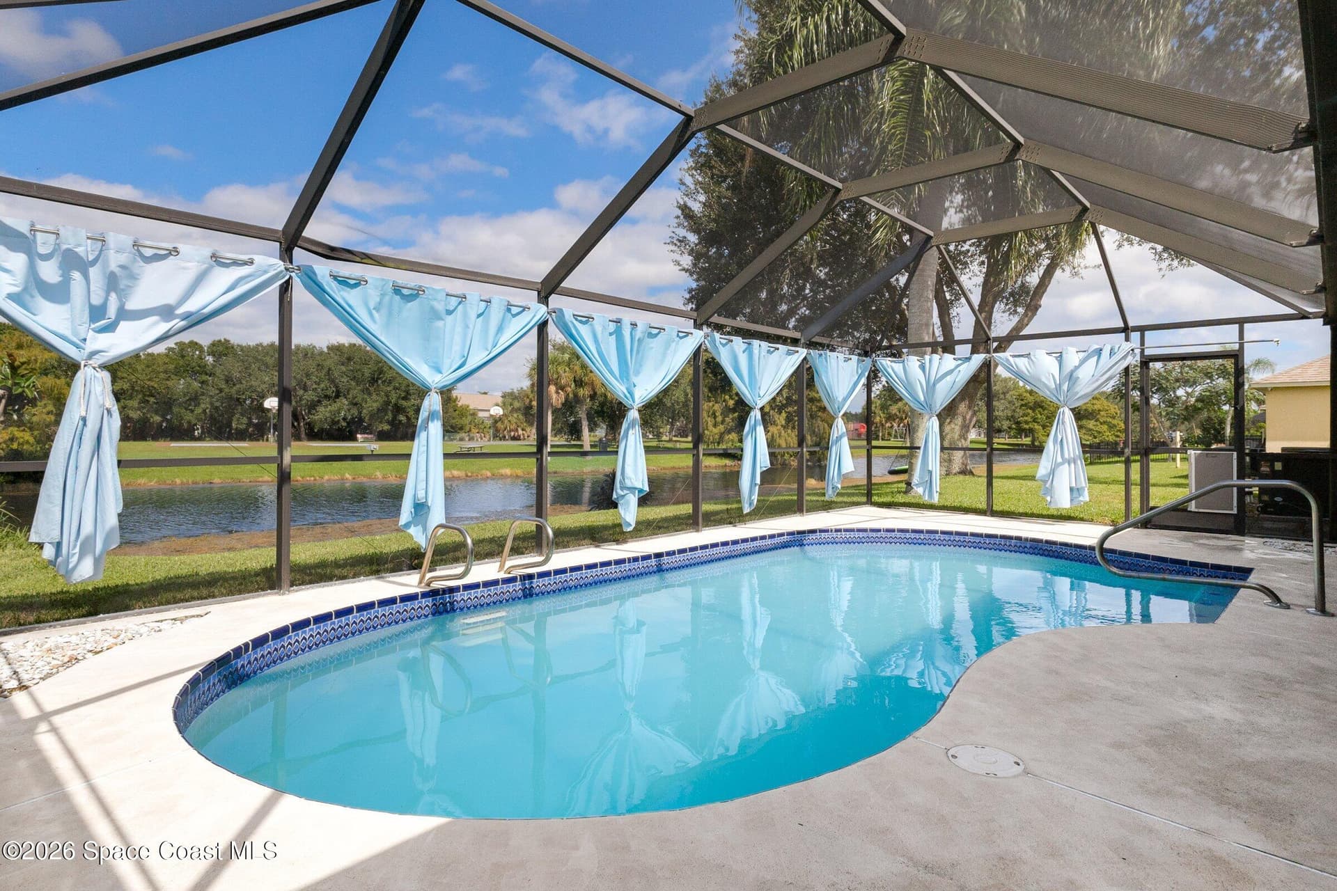 1079 Egret Lake Way photo 9