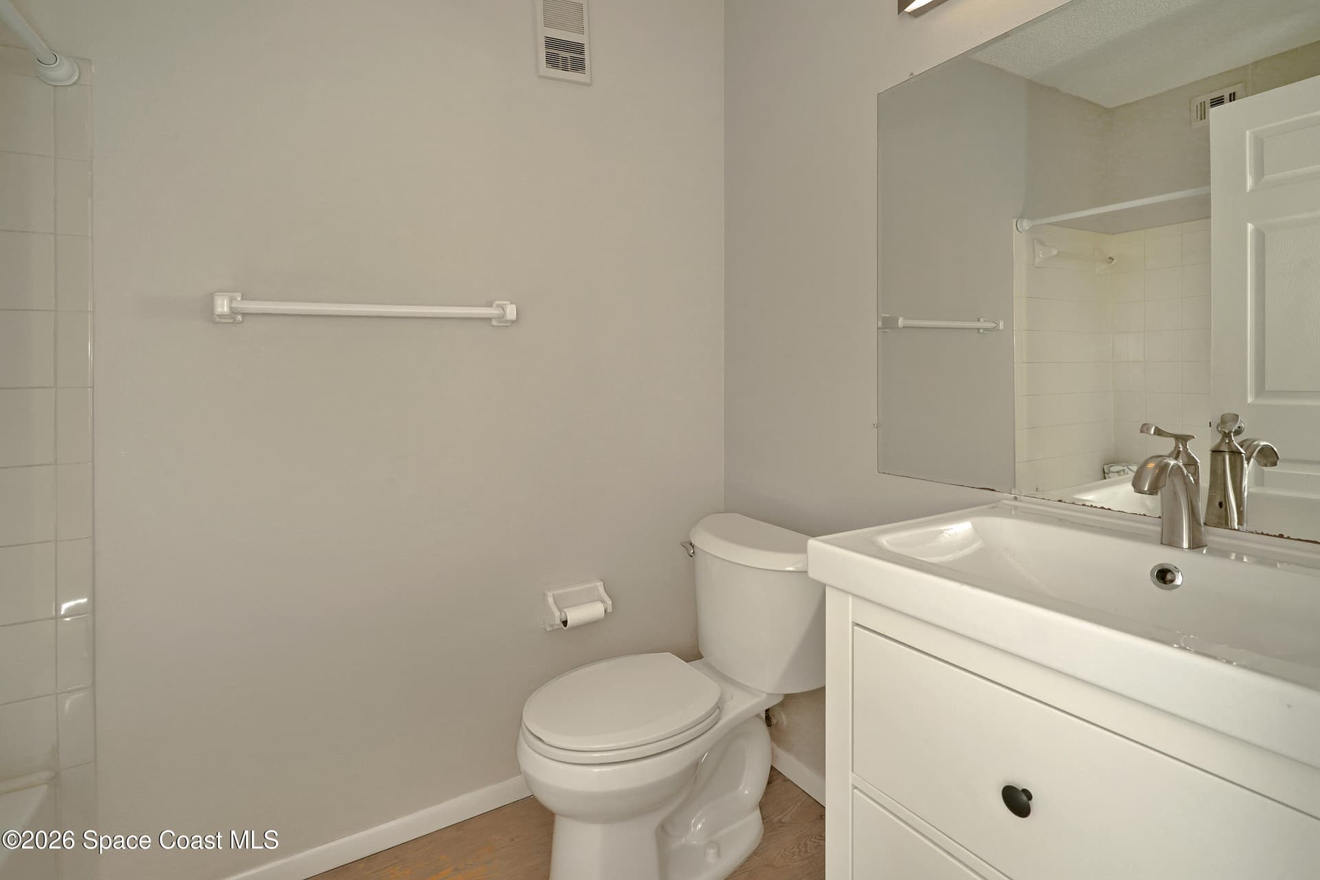 225 S Tropical Trail 302 photo 8