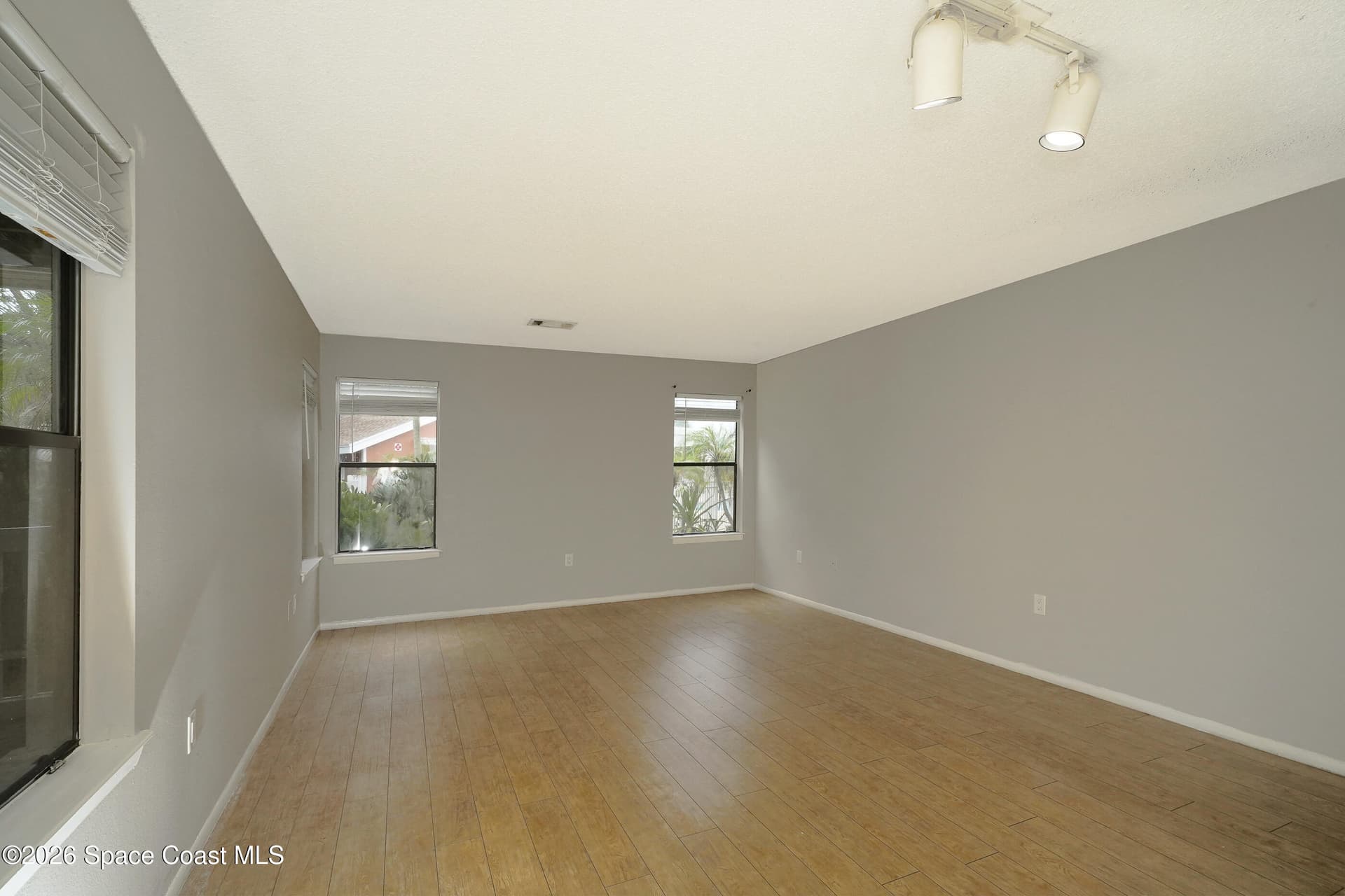 225 S Tropical Trail 302 photo 13