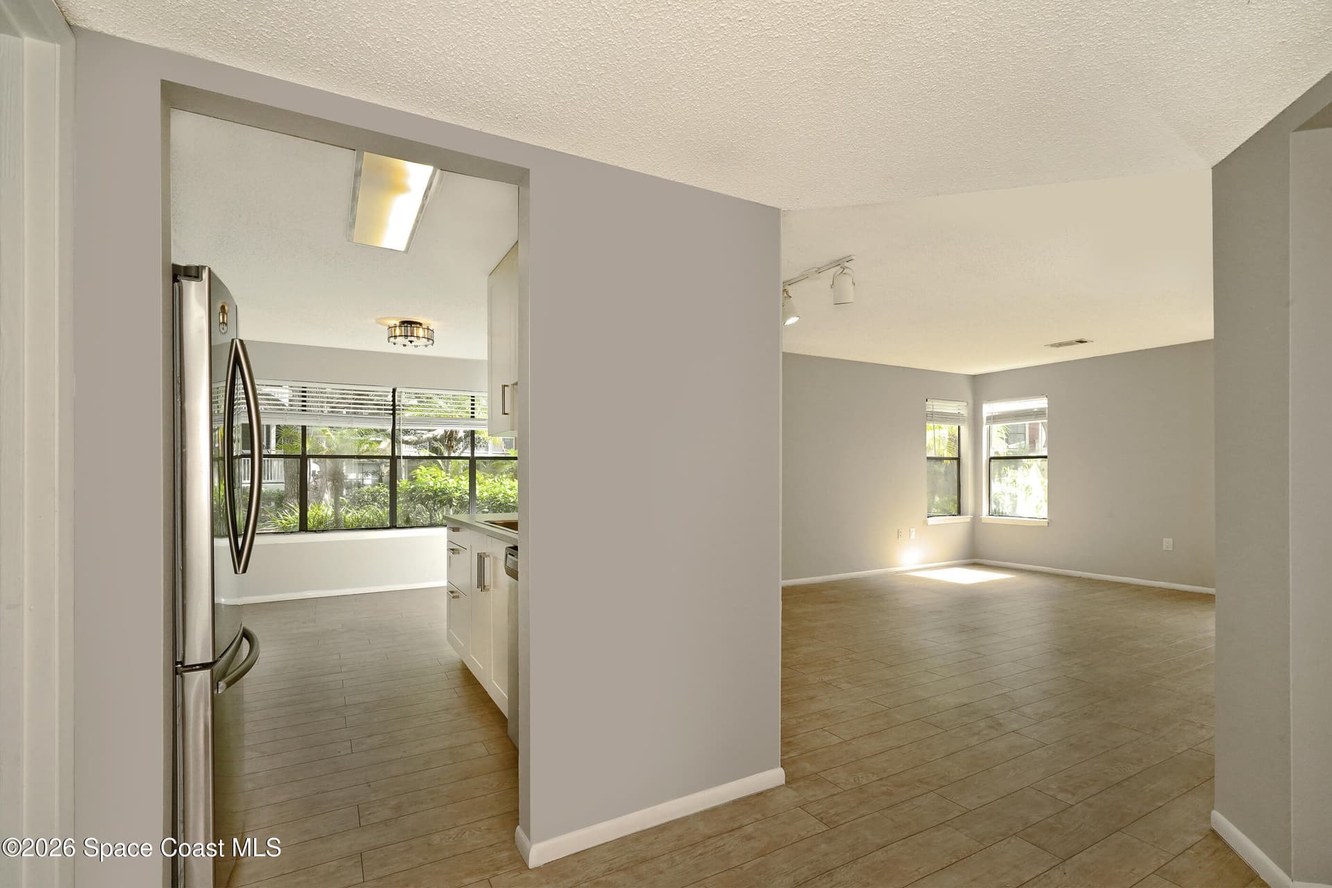 225 S Tropical Trail 302 photo 22