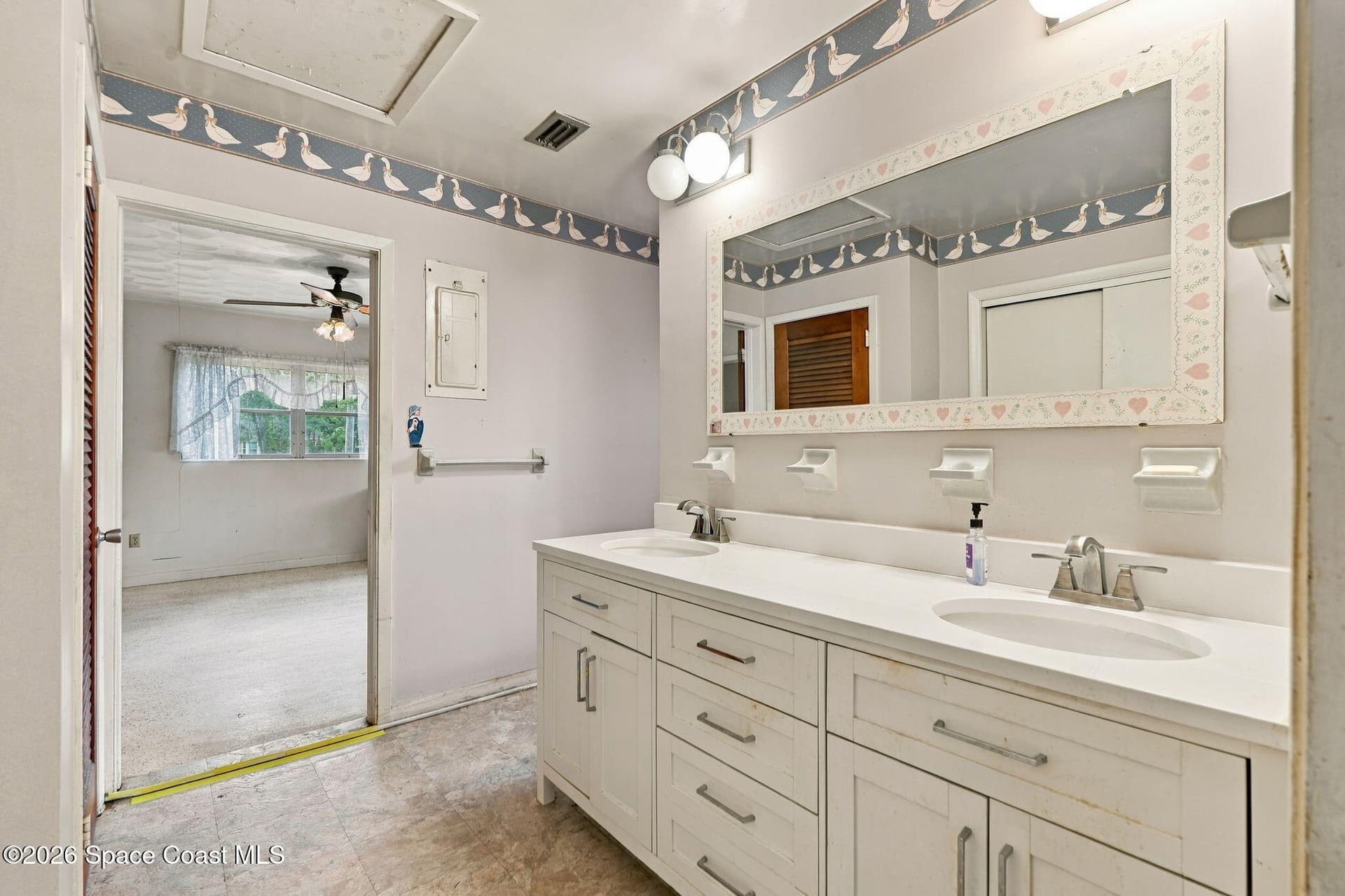 578 Orange Grove Avenue photo 24