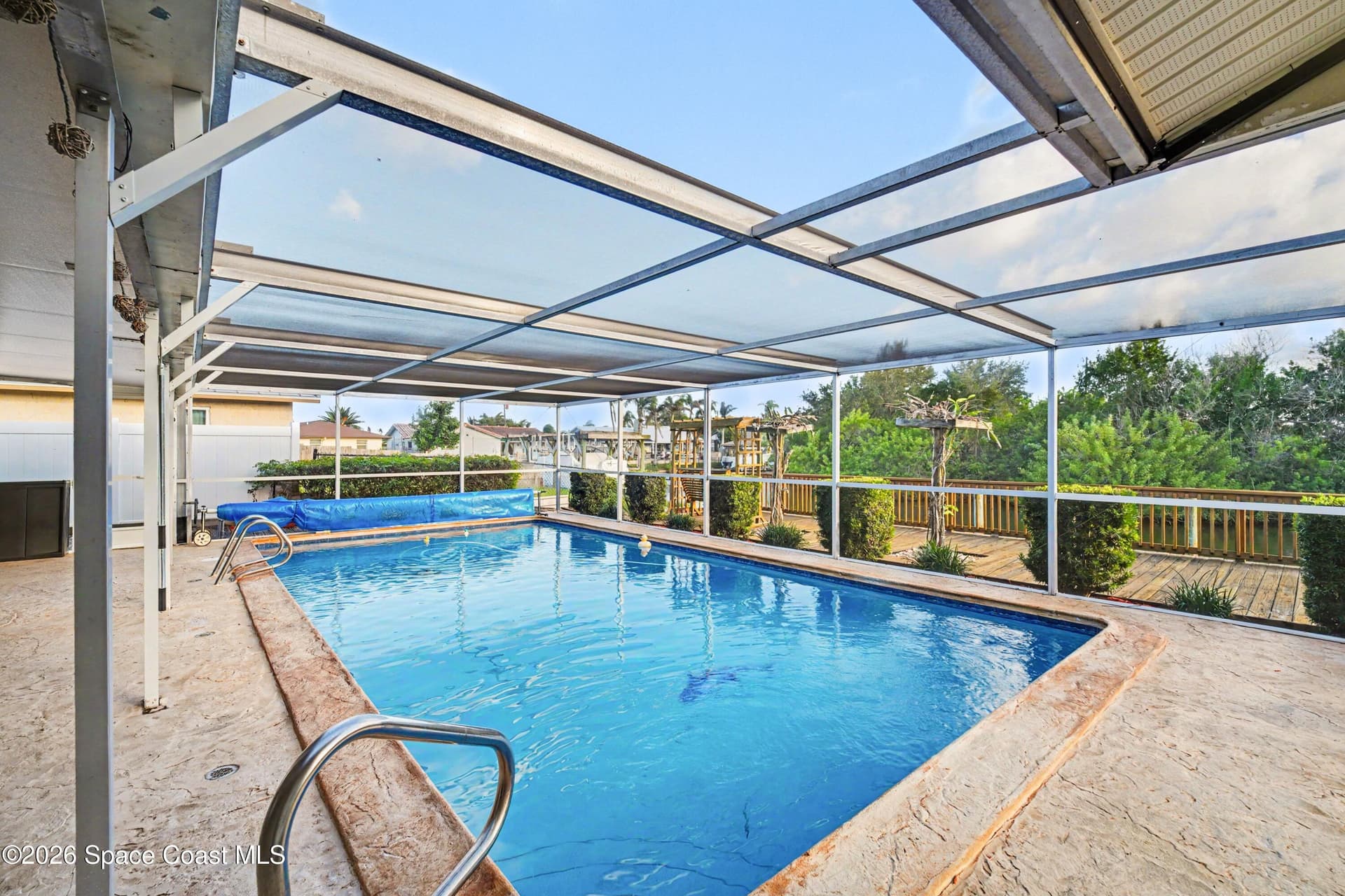 75 Artemis Boulevard 2