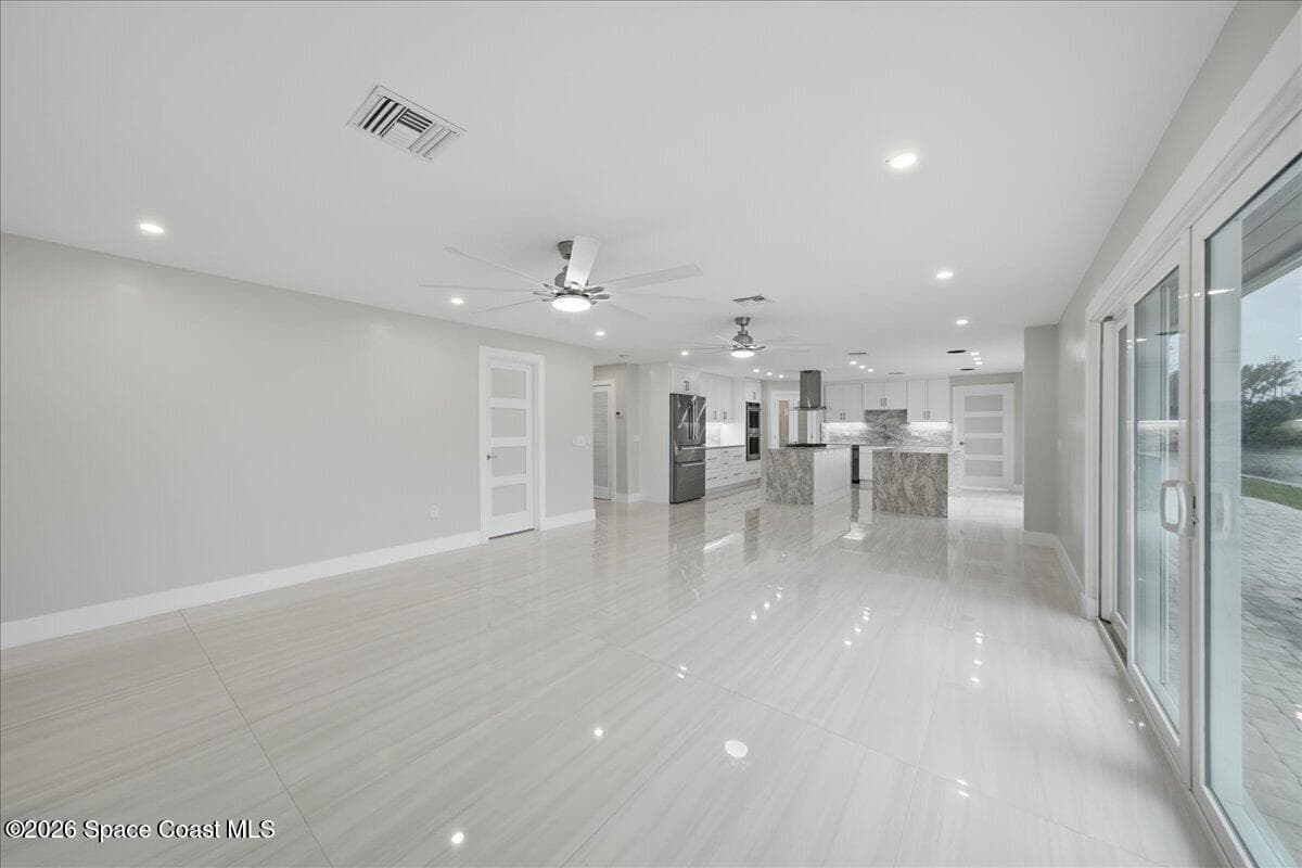 415 Island Drive photo 18