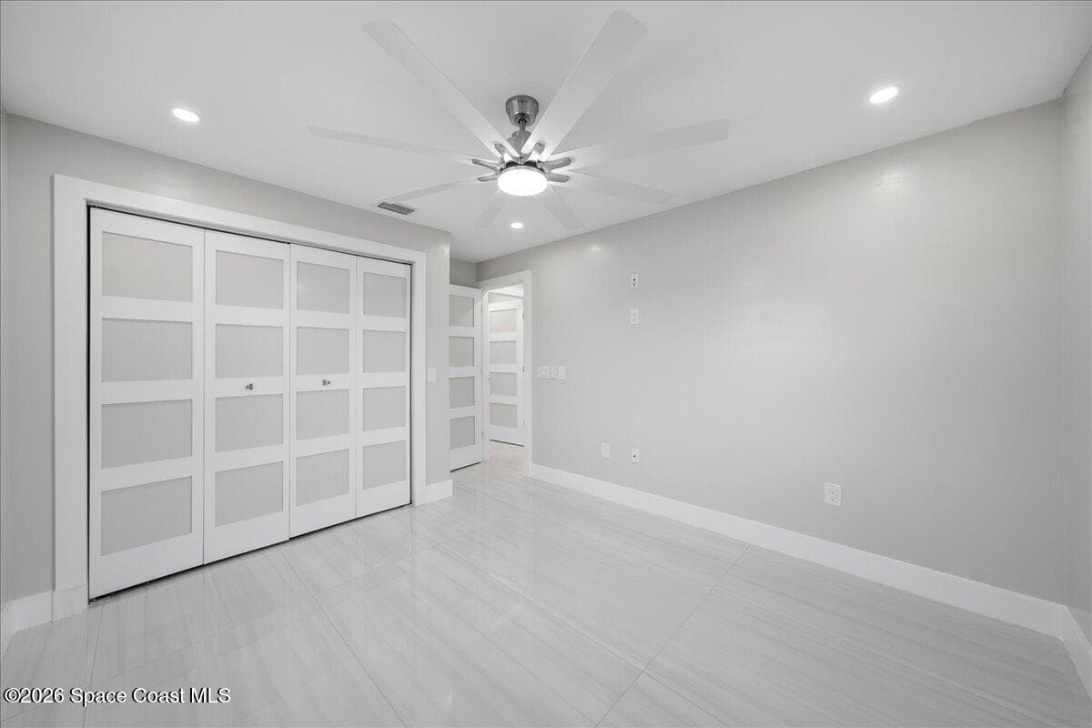 415 Island Drive photo 23