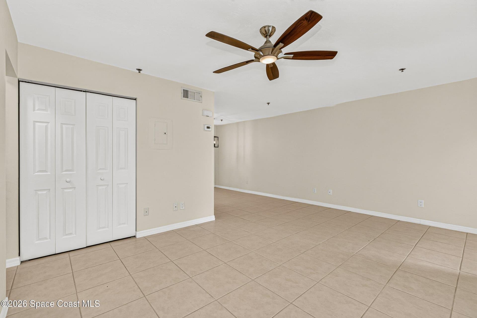 7821 Maplewood Drive 402 photo 16
