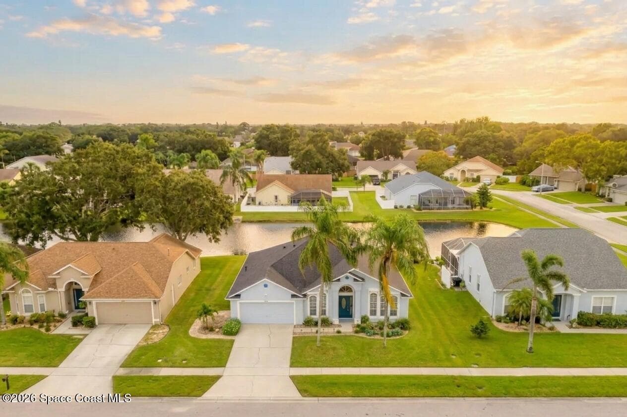 1023 Pelican Lane photo 1