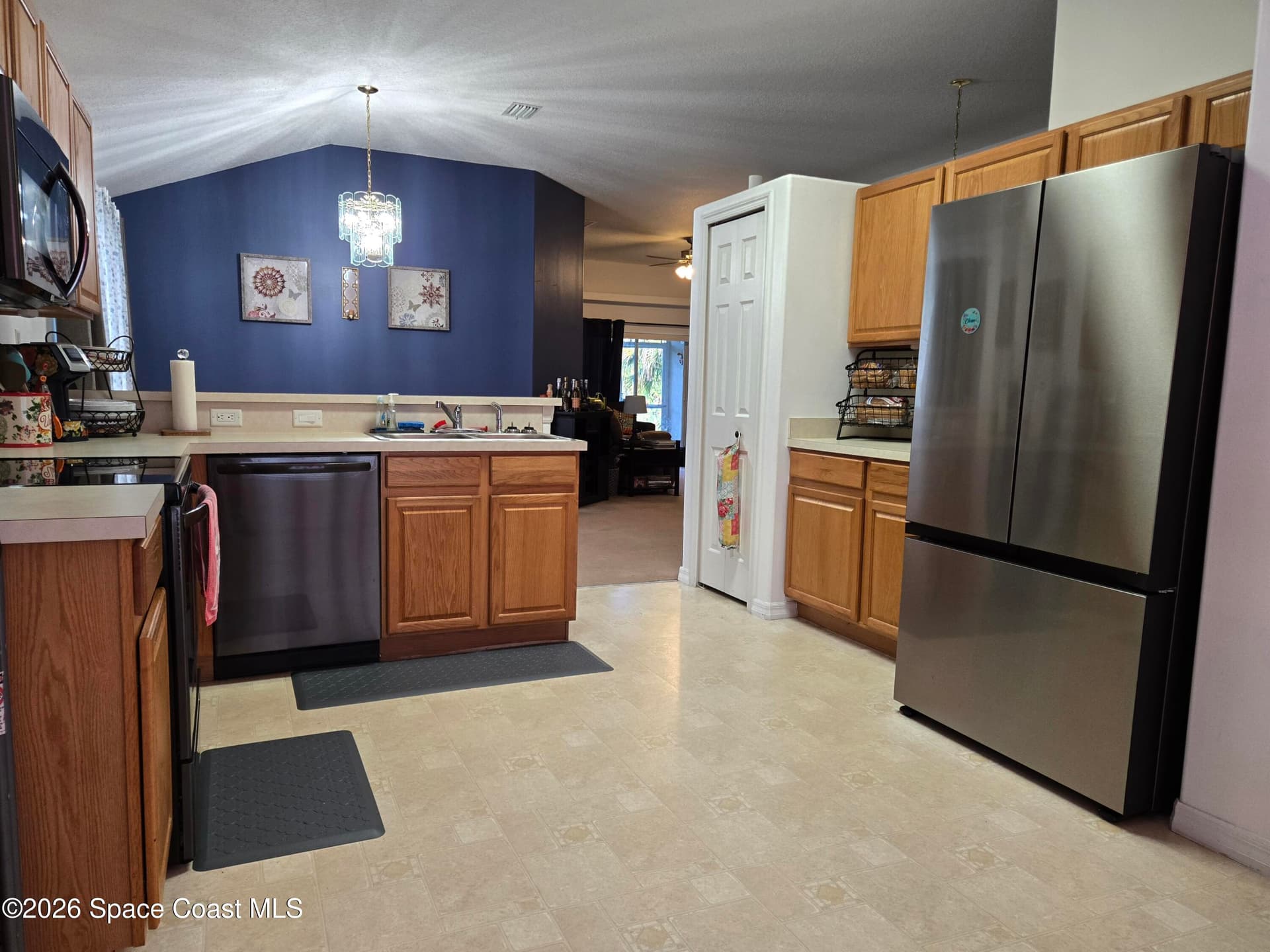 1172 Bainbury Lane photo 13