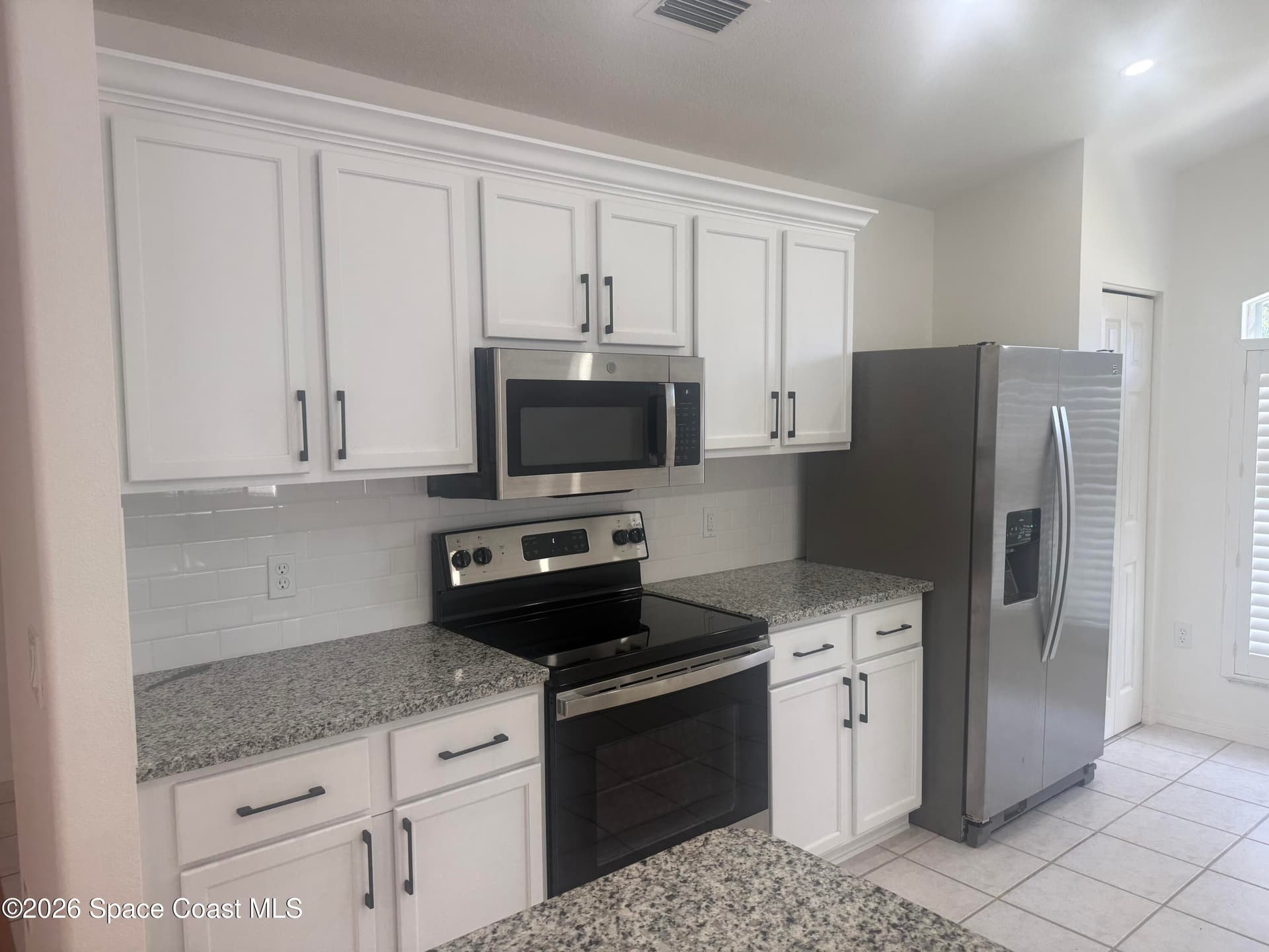 4850 Erin Lane photo 4