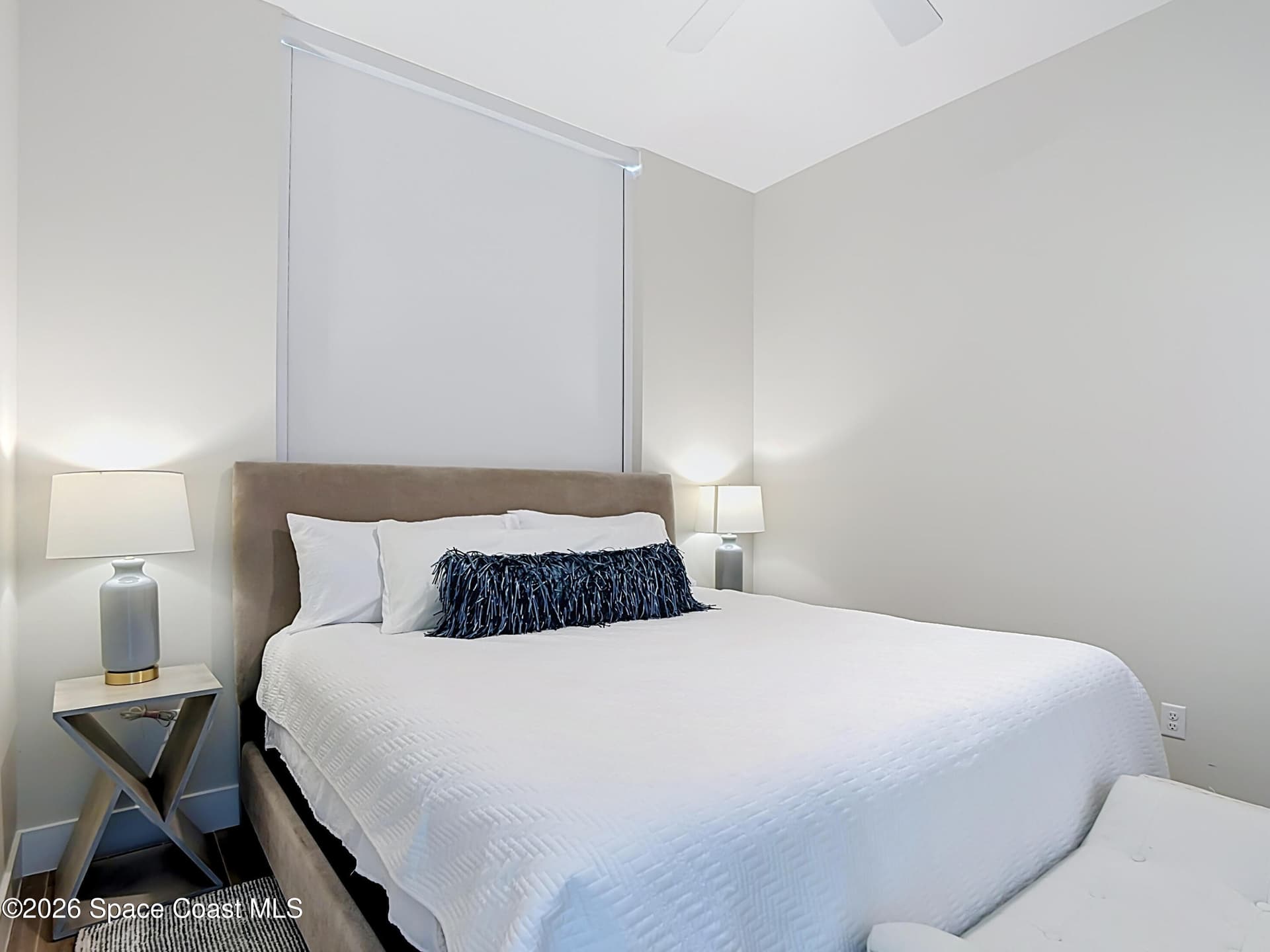 205 Strand Drive 304 photo 14